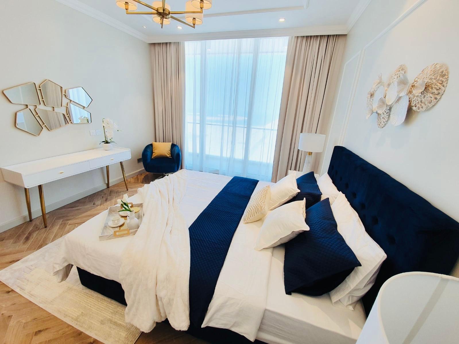 Stylish Waterfront Living | New 1-Bedroom 