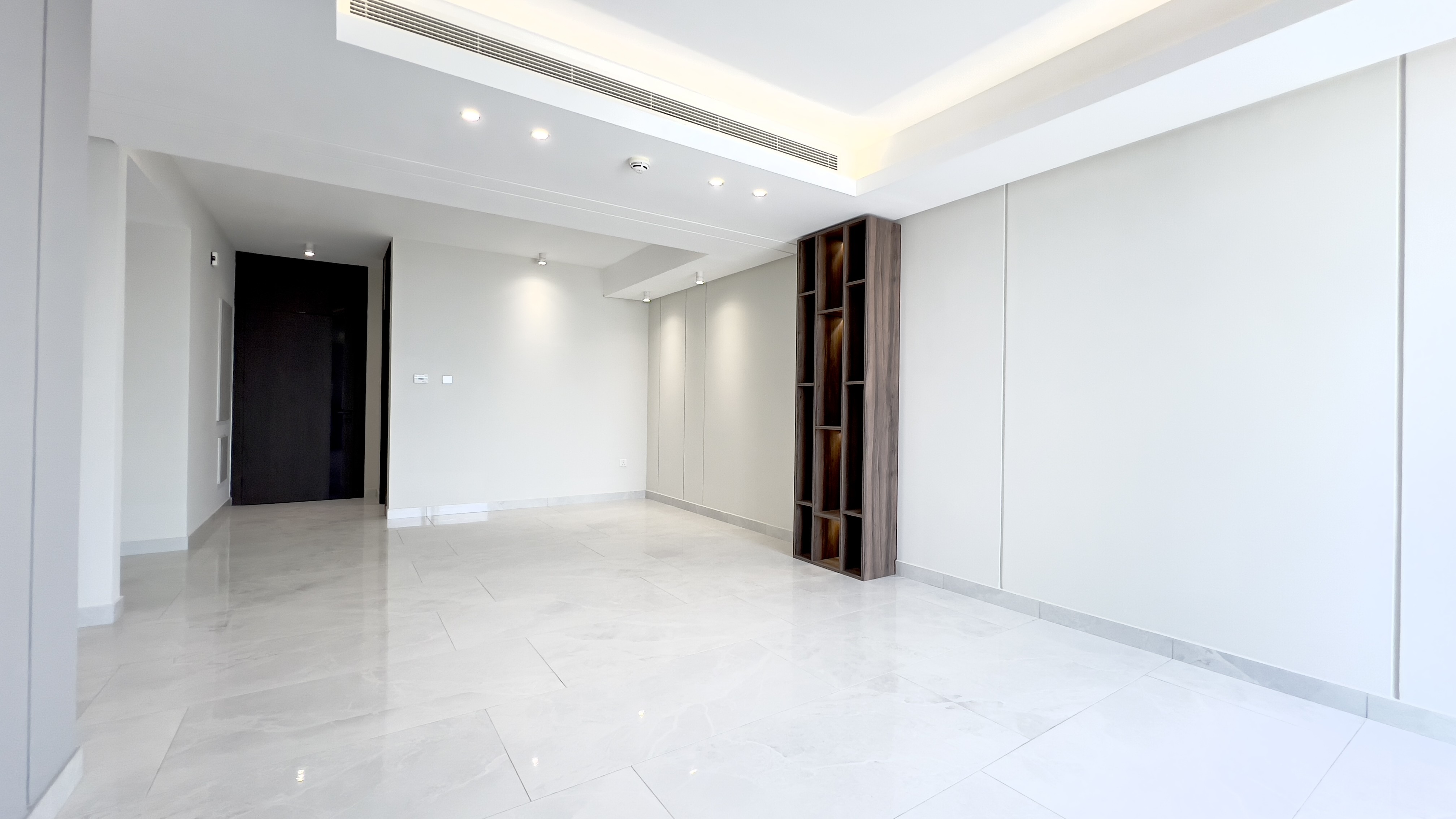 GREAT PRICE | FREEHOLD OWNERSHIP| READY TO MOVE