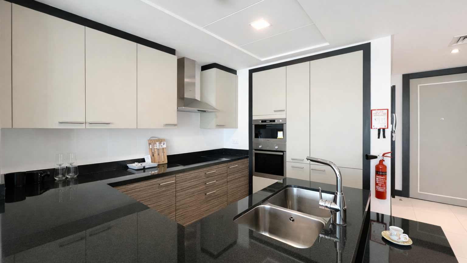 2BR For Rent | Lagoon View | Wifi and housekeeping