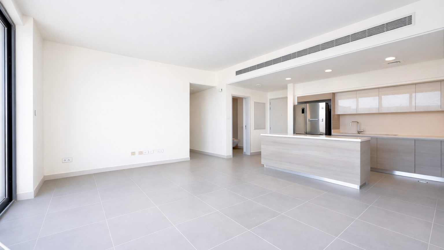 3 Bedrooms Apartment plus Maid Sea Pool View for Rent at Marassi 