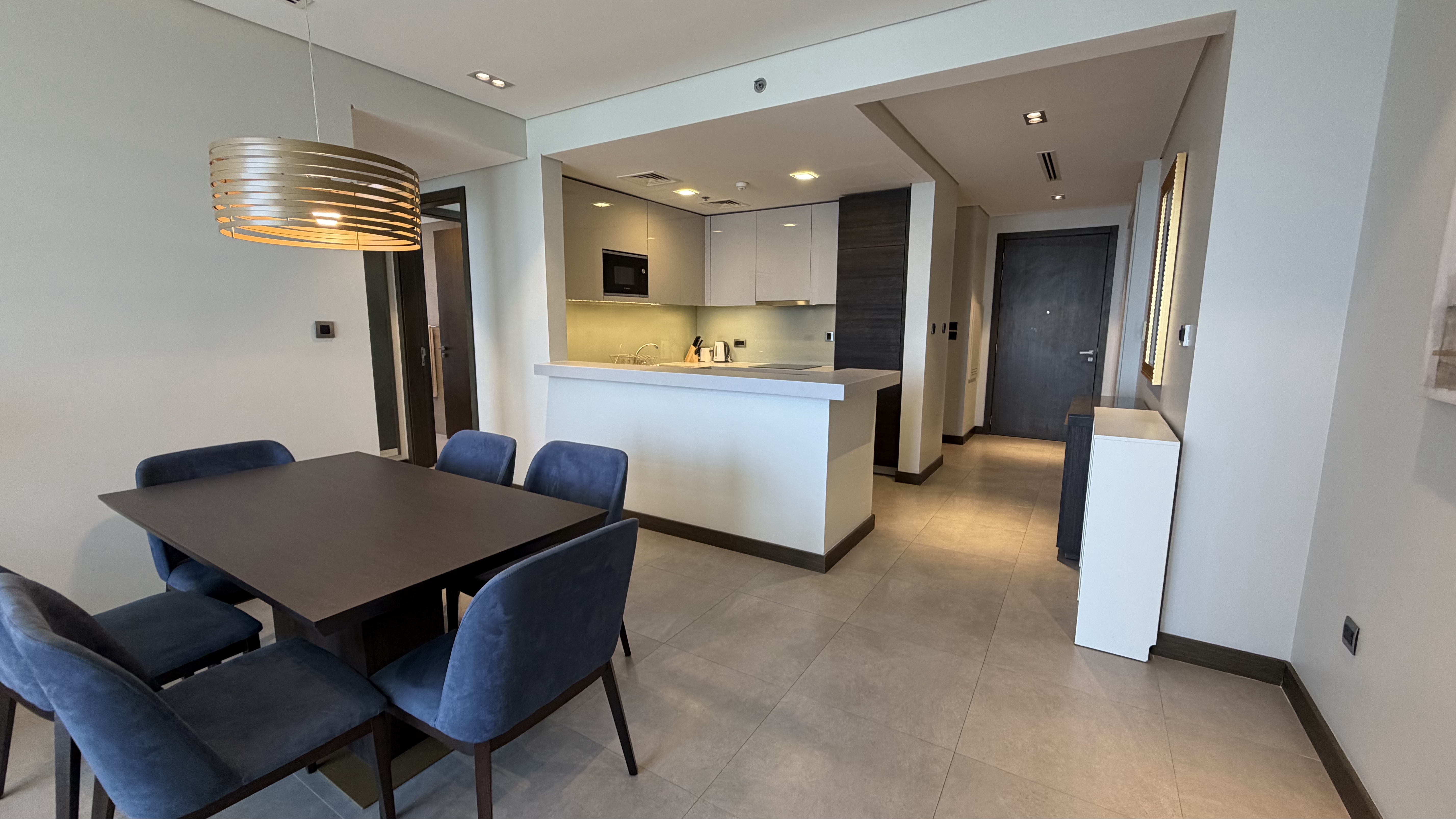 Luxury 2 Bedroom Corner Apartment | Seef | Seaview