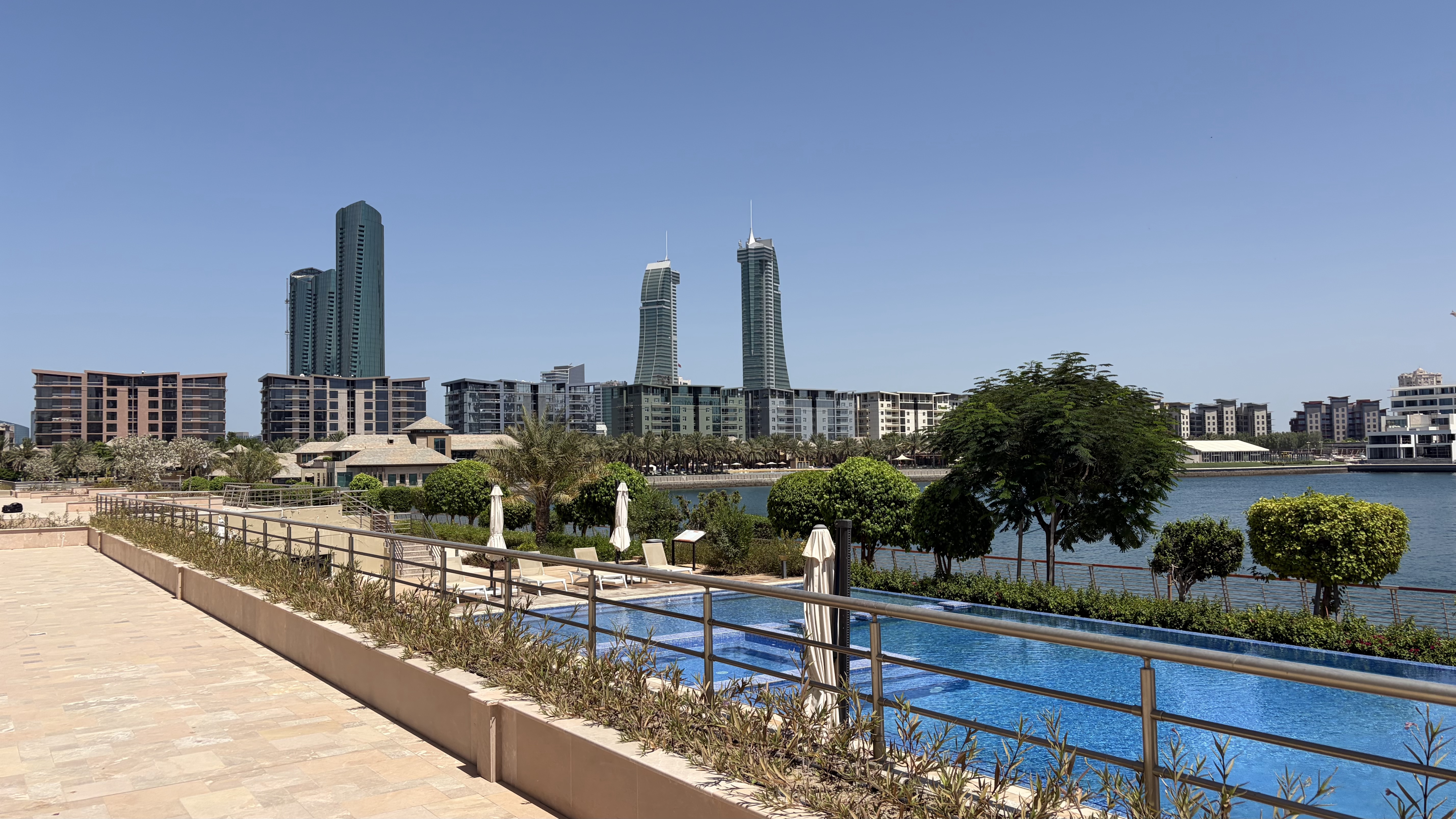 1 BR Garden Apartment | Reef Island 