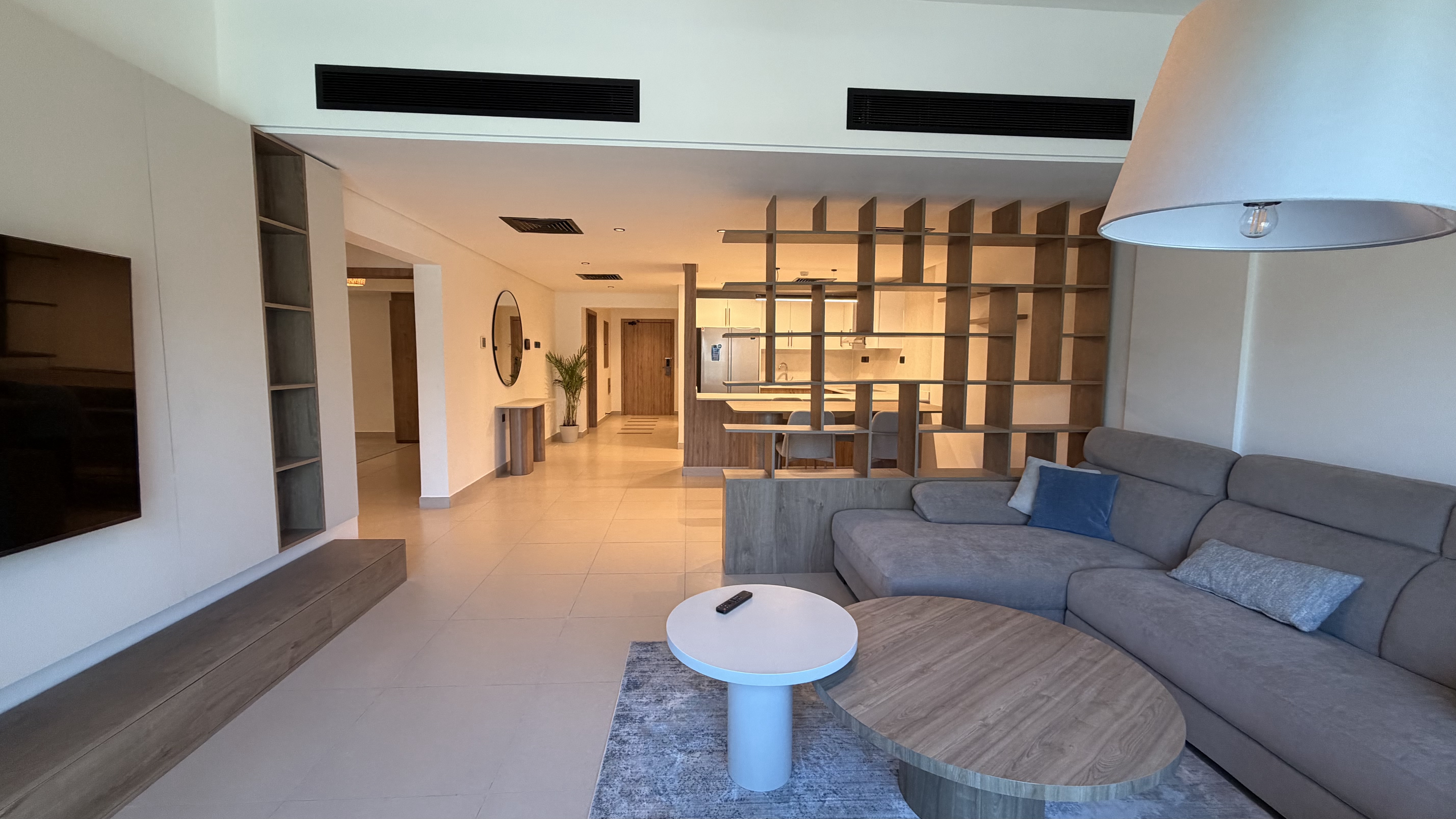 Gorgeous renovated 3BR with brand new gym & sauna!