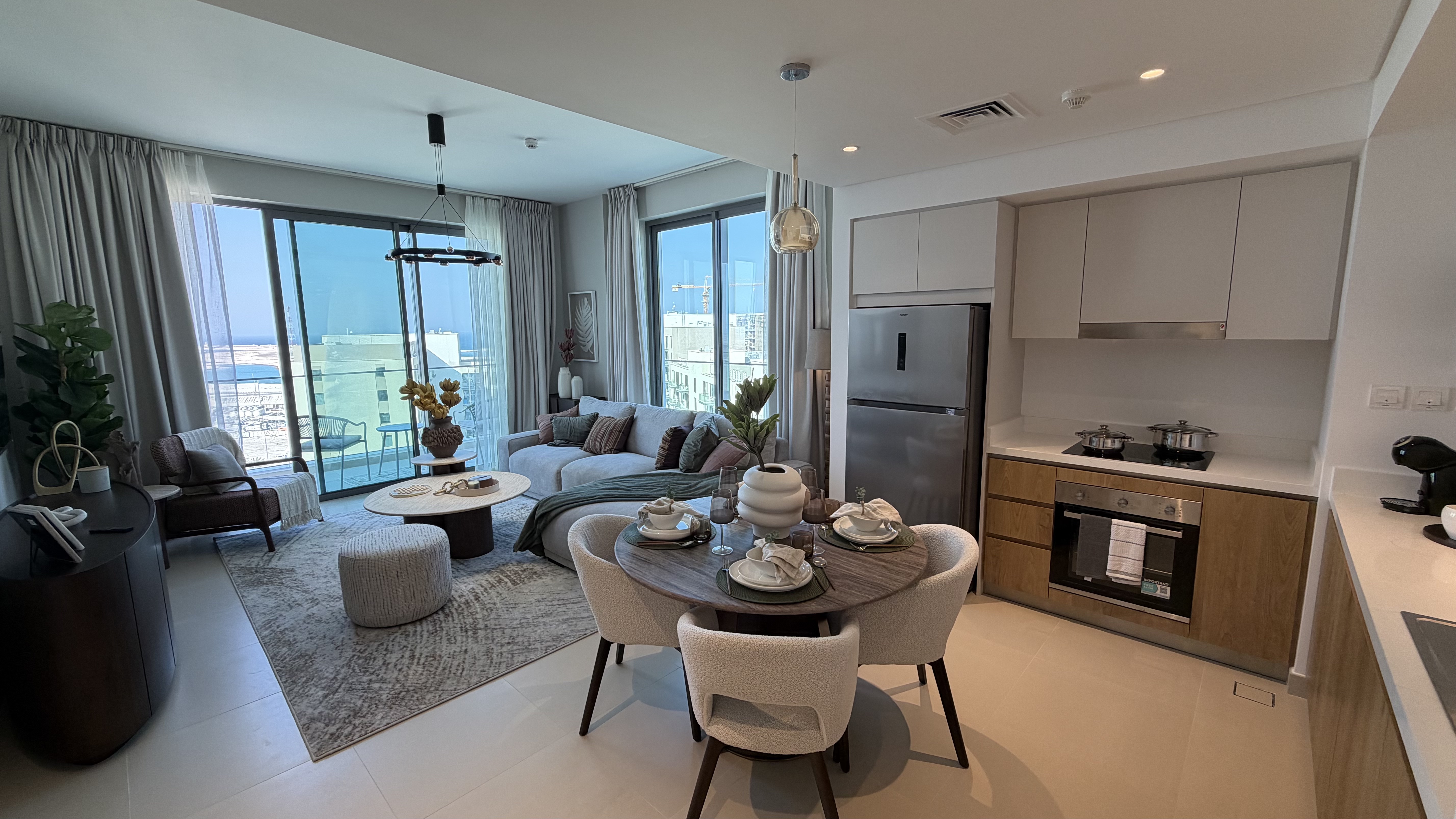 LUXURIOUS 2BR Corner Apartment in Marassi