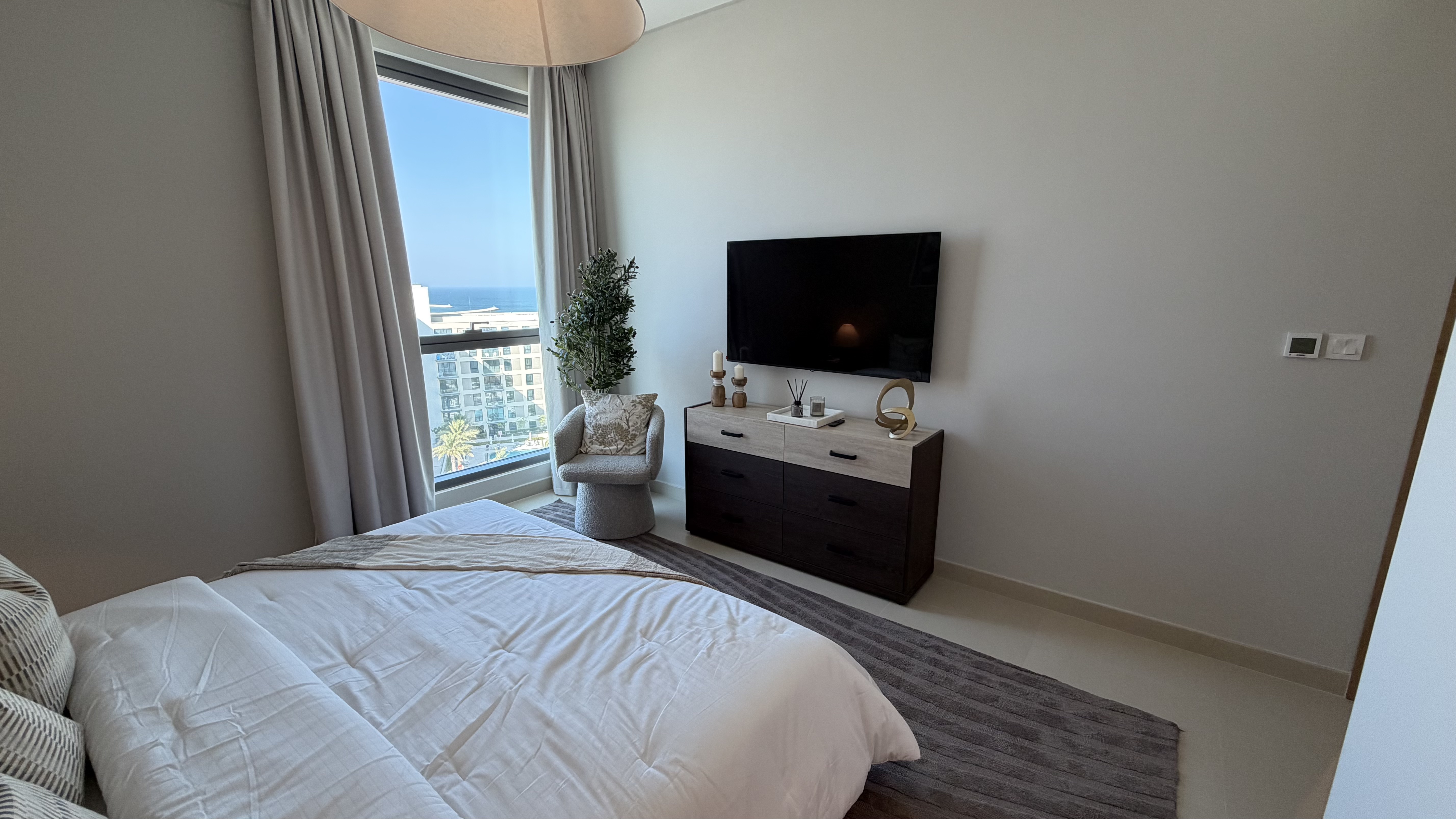 LUXURIOUS 2BR Corner Apartment in Marassi