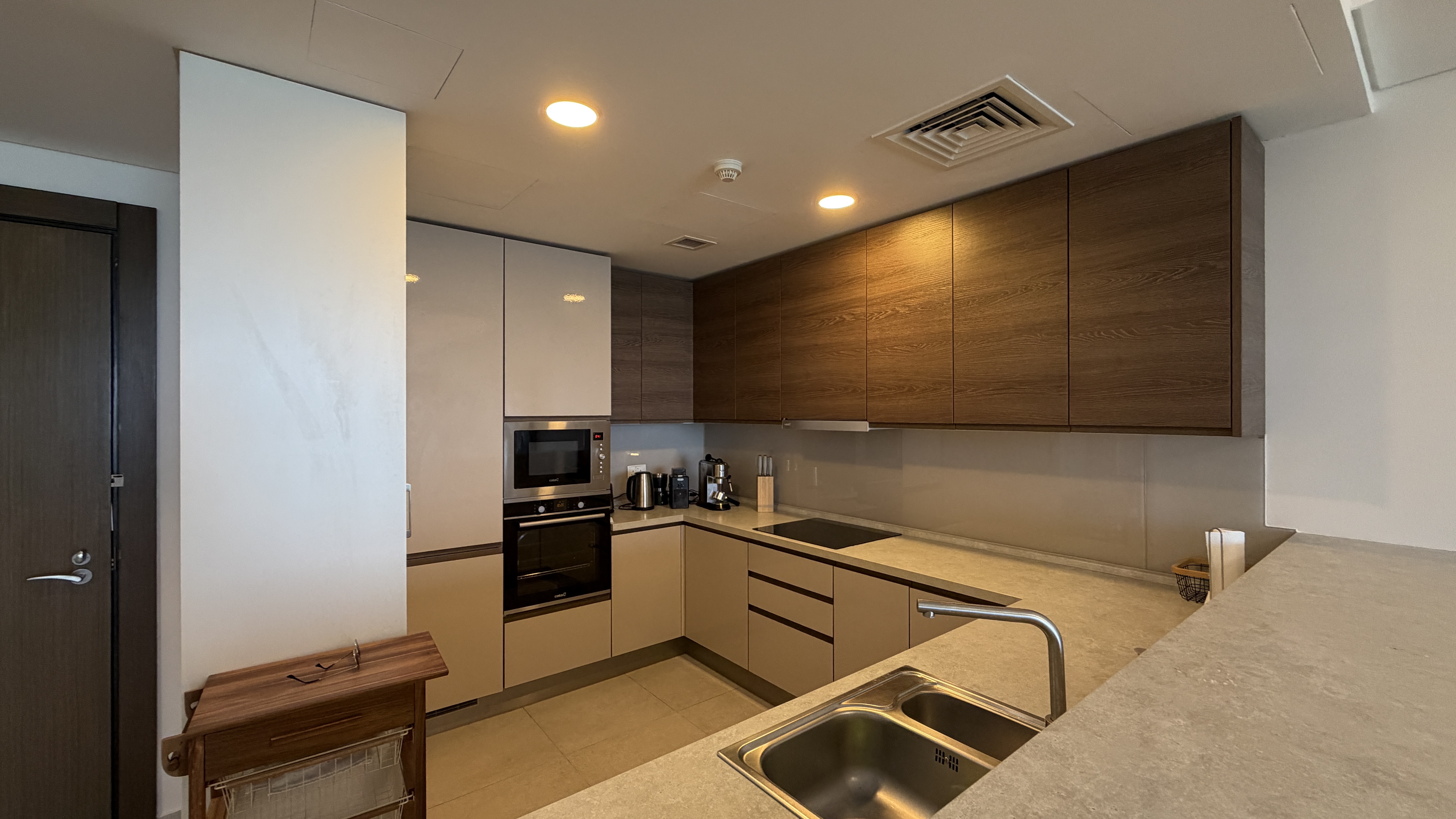 Incredible Sea Views & Huge Balcony | Amwaj