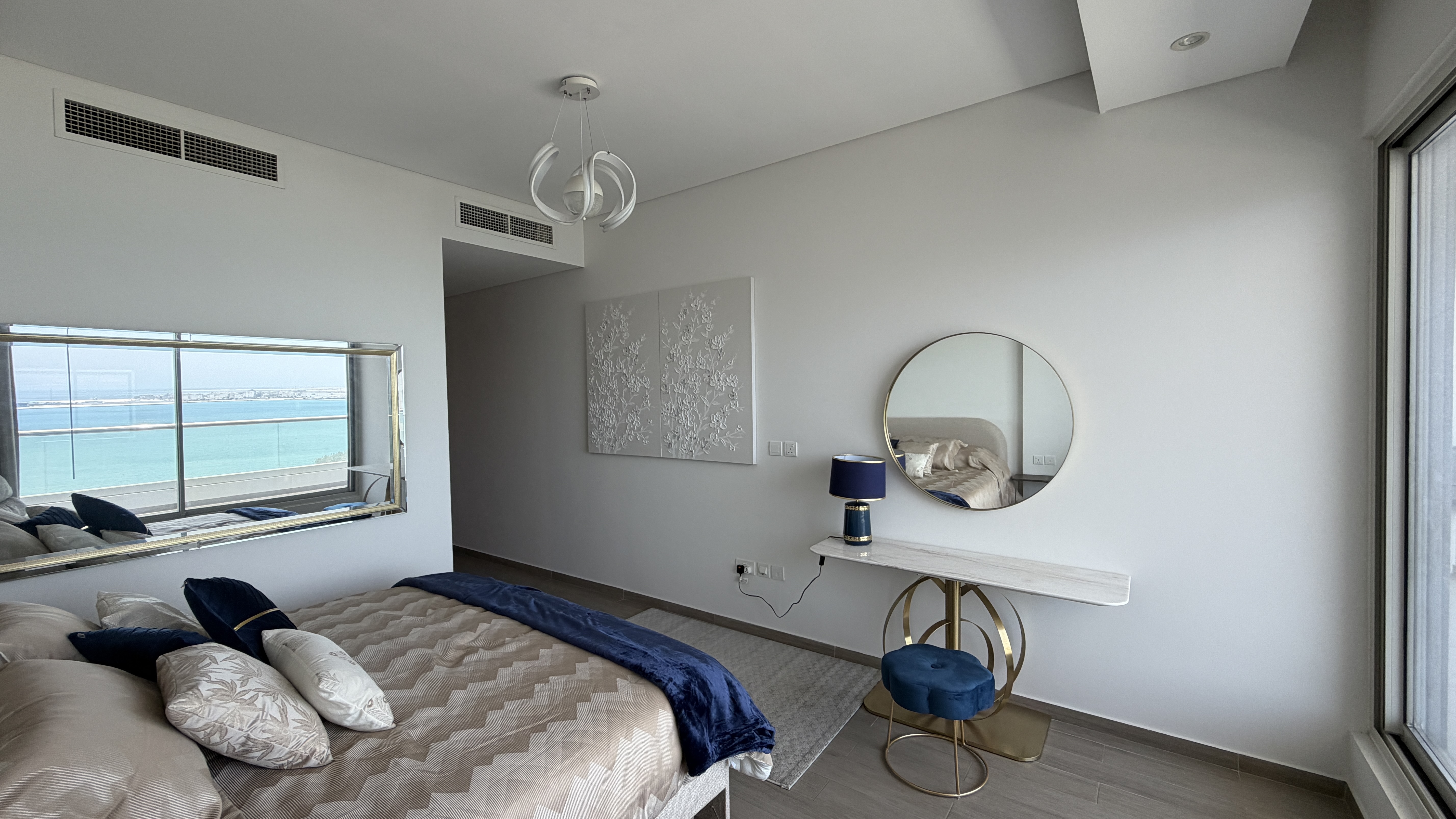 Incredible Sea Views & Huge Balcony | Amwaj