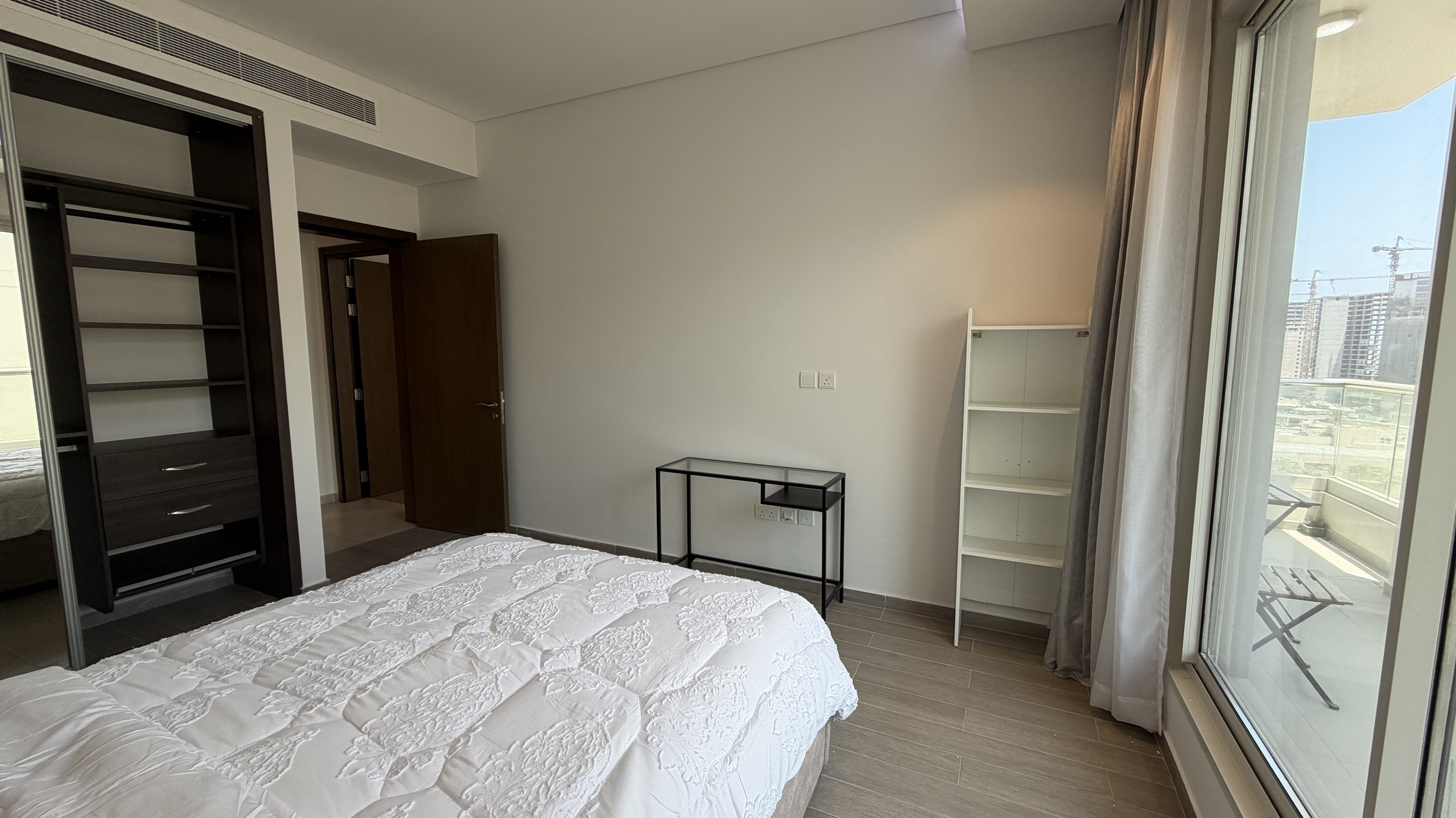 Modern 2BR Apartment | Sea Views | Amwaj