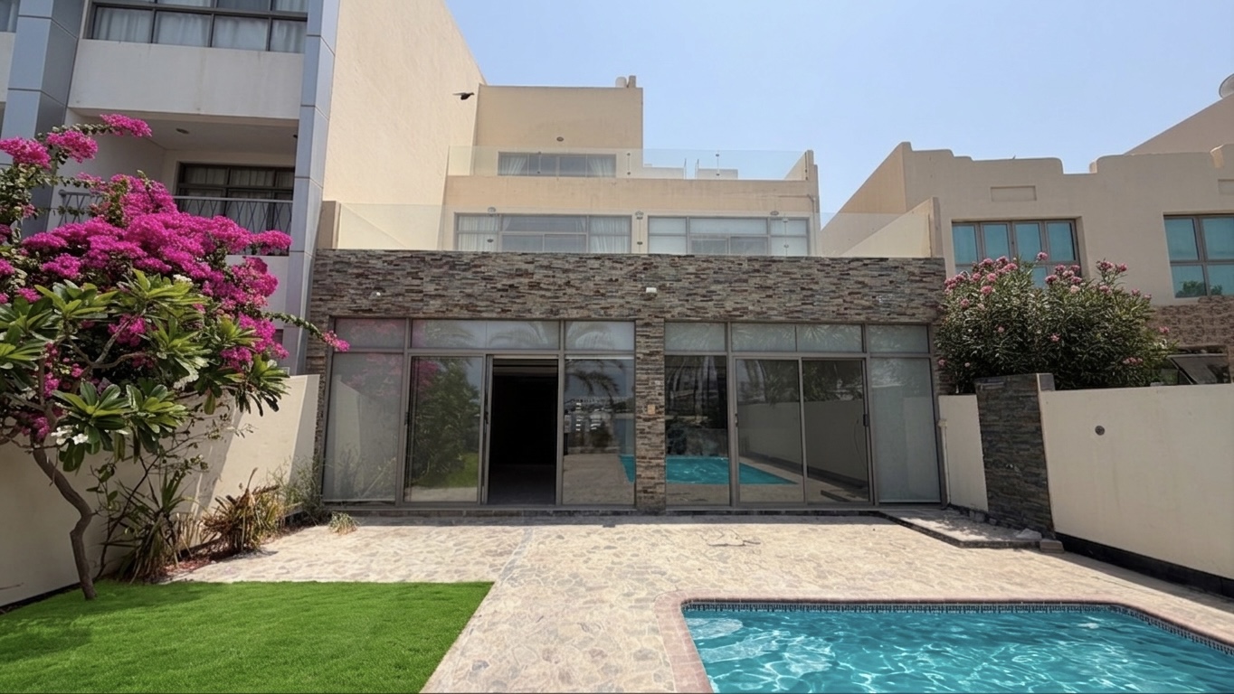 Luxury Beachfront Villa | 5BR+Maid | Private Pool | Amwaj Islands