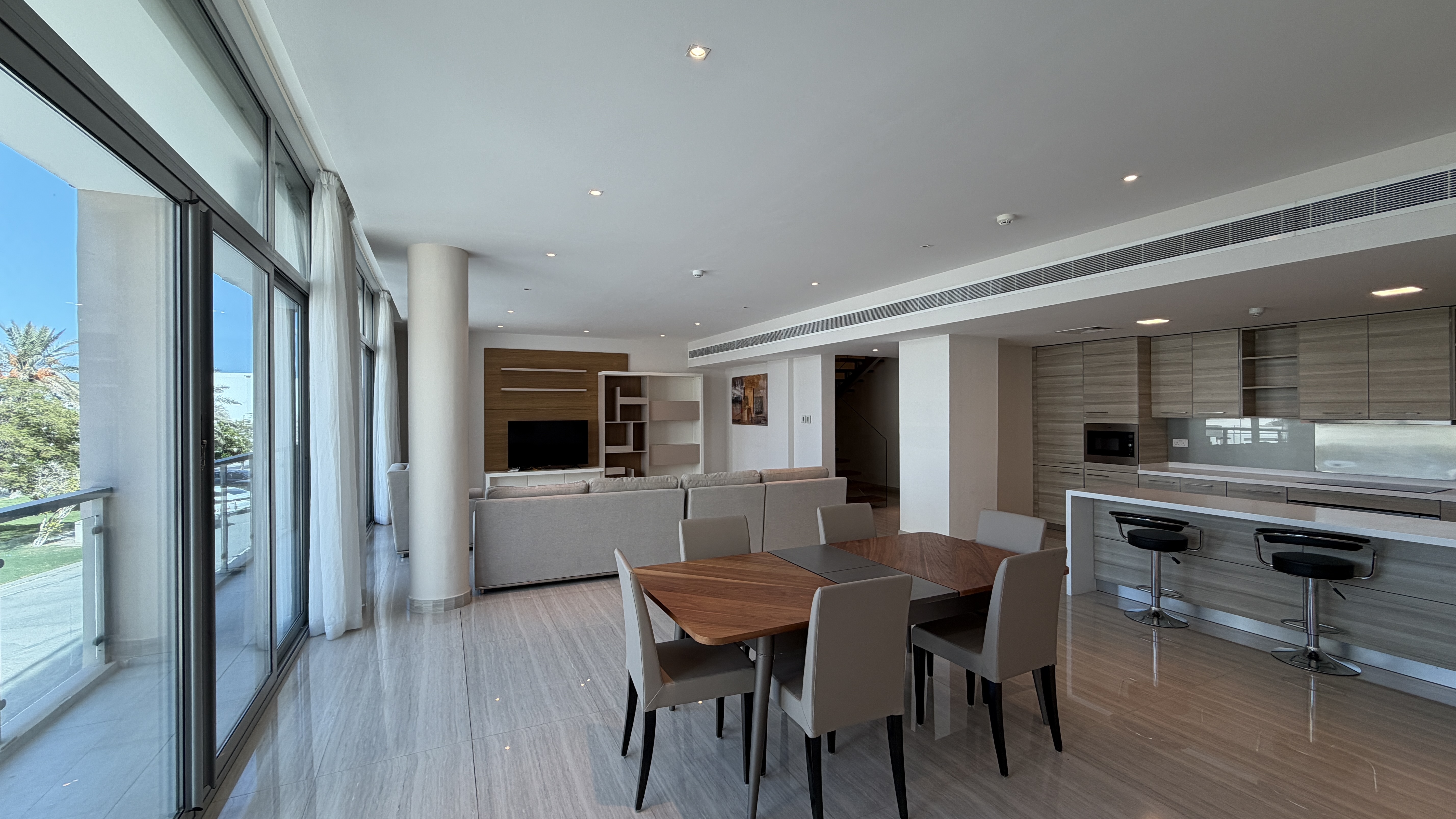 Light, Bright & Spacious 3BR FF Duplex | Amwaj Islands