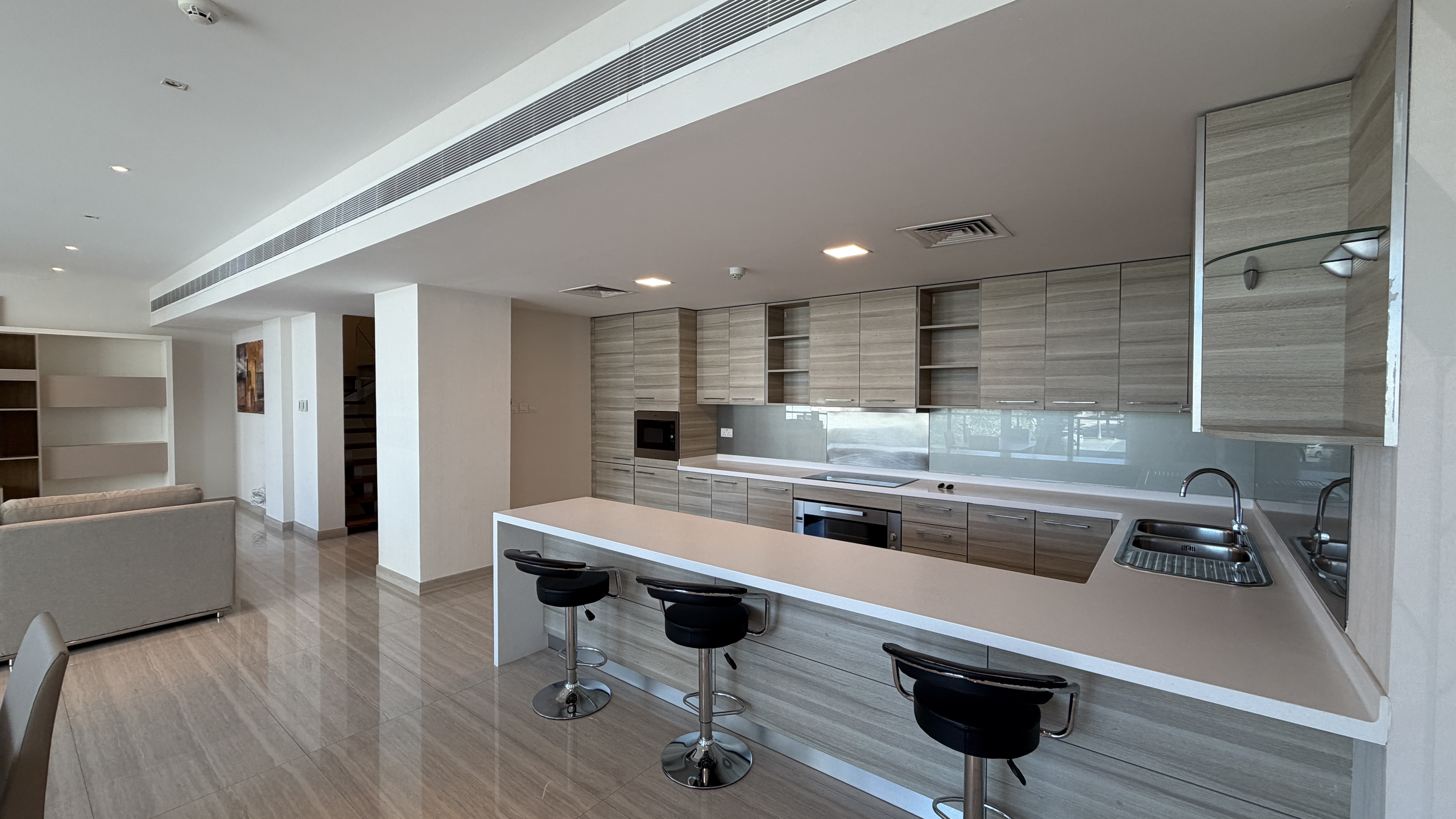 Light, Bright & Spacious 3BR FF Duplex | Amwaj Islands