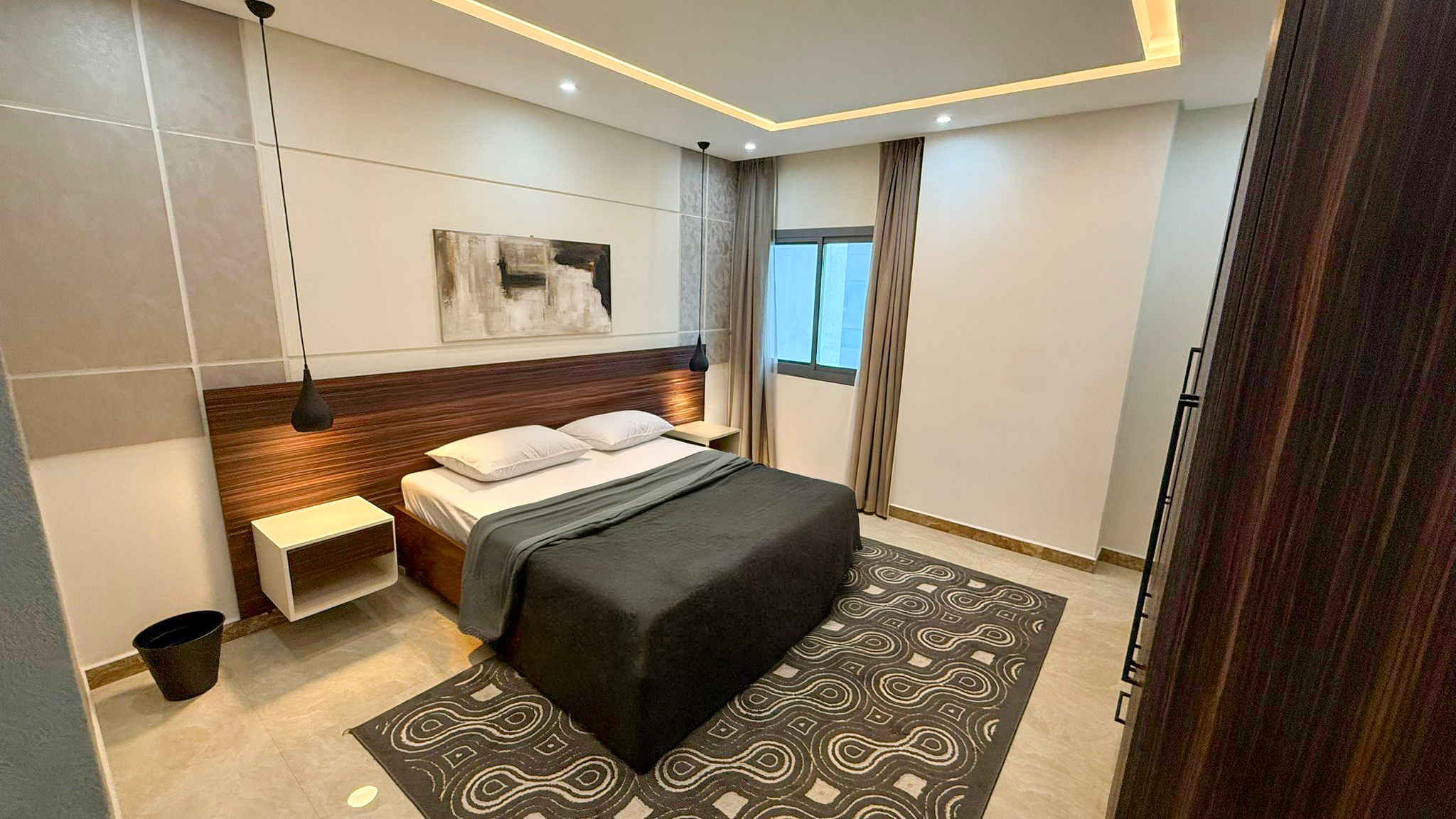 Spacious 1BR | Near RCSI | Furnished | Pool | Gym
