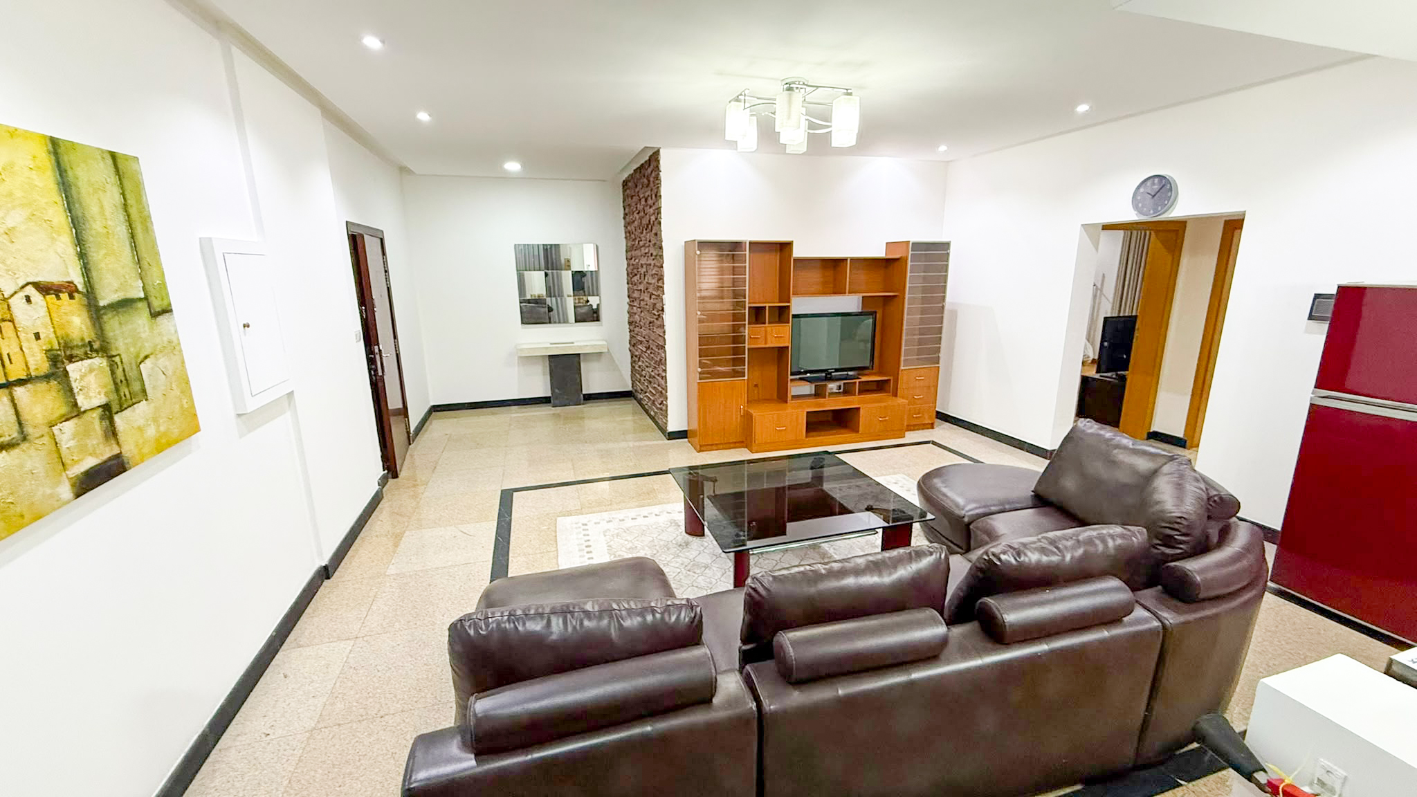 2 Bedroom Apartment | Near RCSI | Pool & GYM