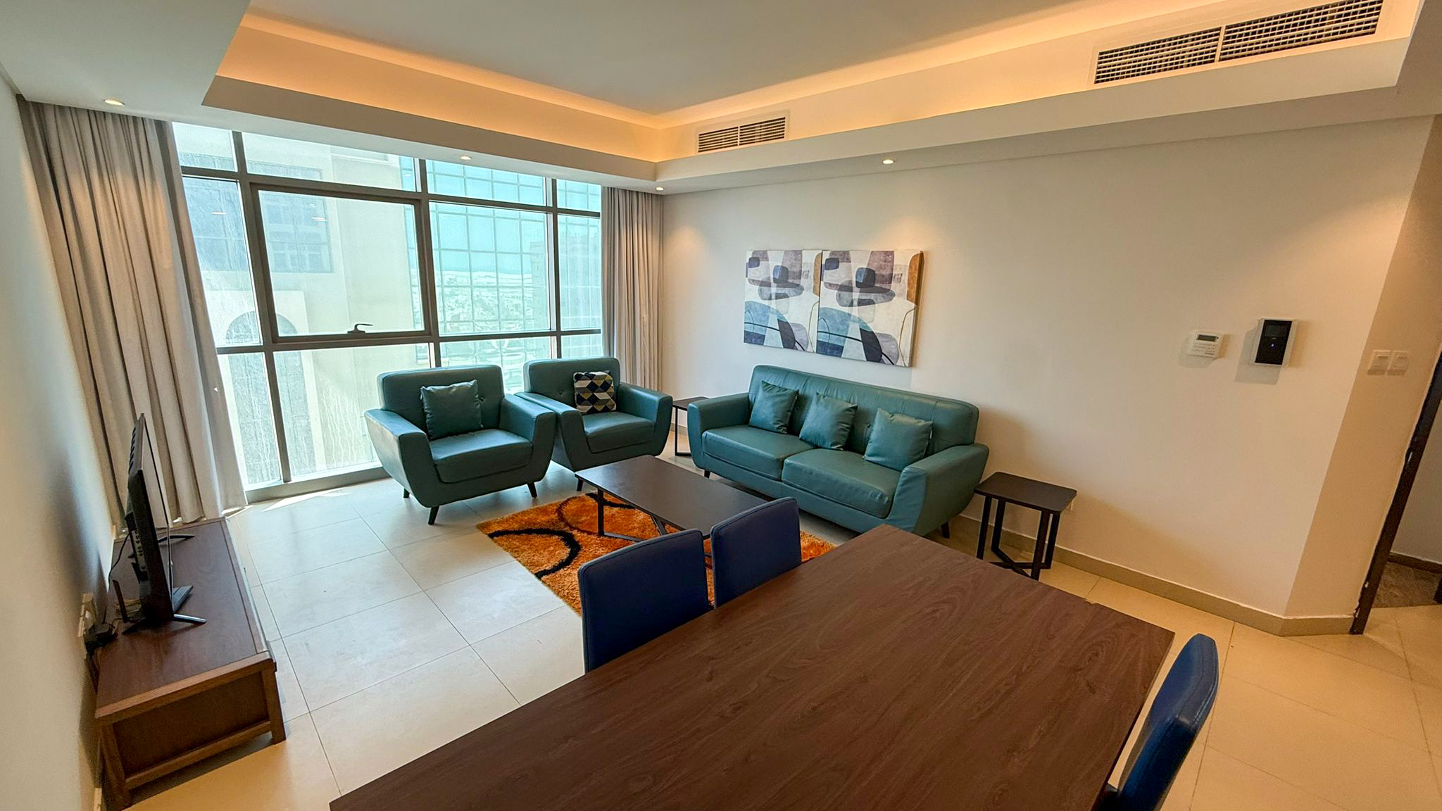 2 Bedroom Apartment | Near RCSI | Pool & Gym