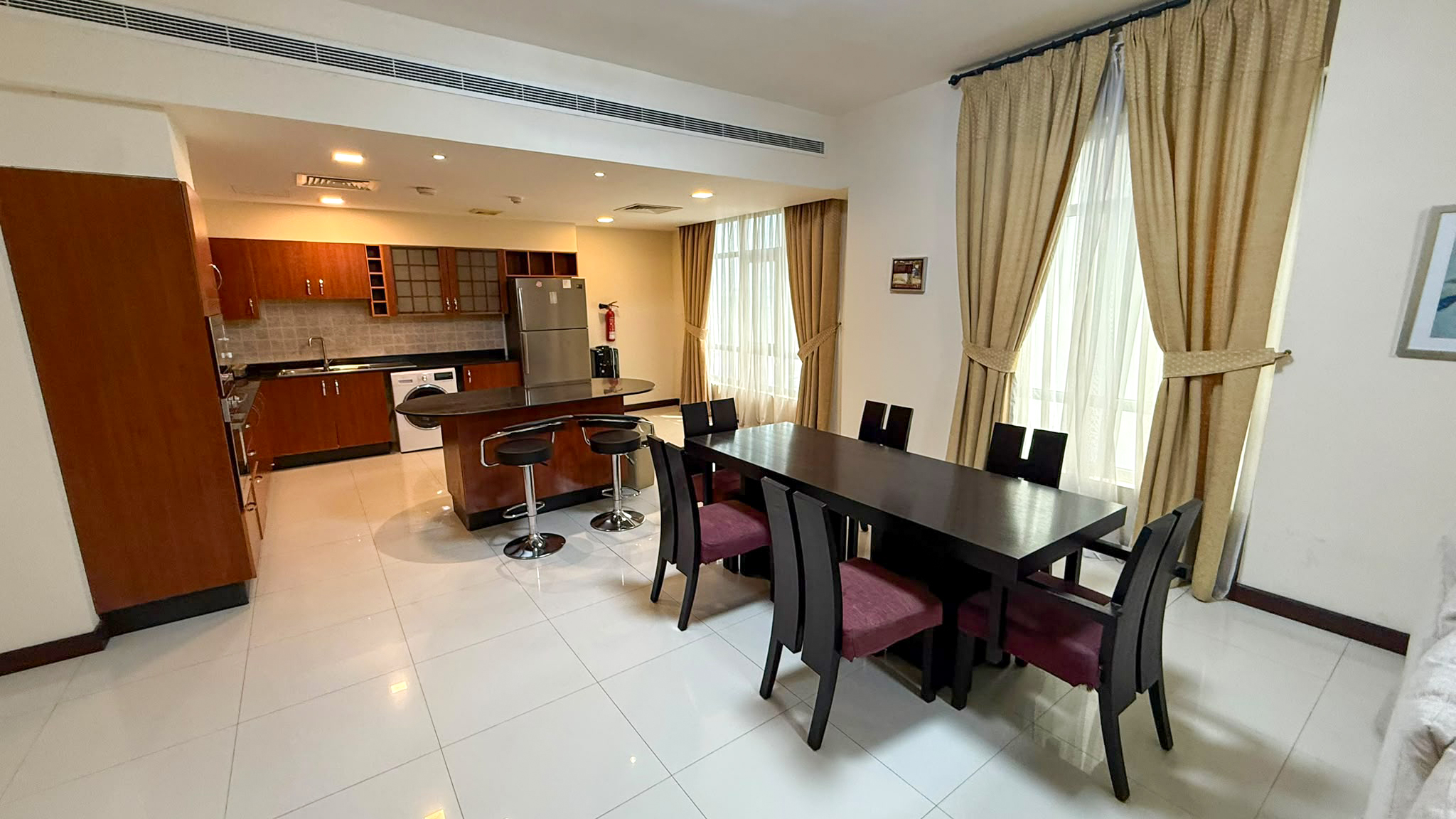 2 Bedroom Apartment | Near RCSI | Pool & Jacuzzi