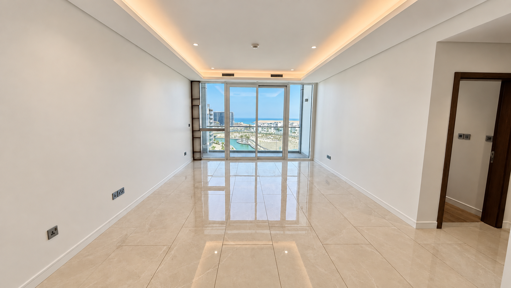 SEA VIEW | GREAT VALUE | READY TO MOVE | FREEHOLD