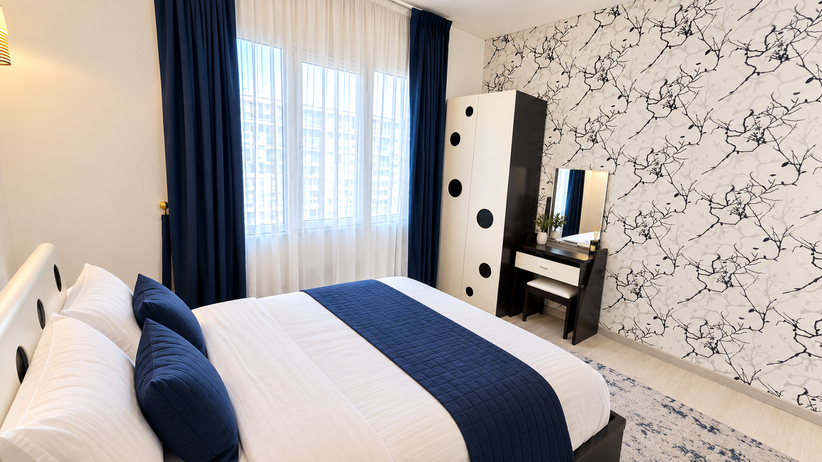 INVESTMENT STUDIO | NEAR RCSI | POOL & GYM