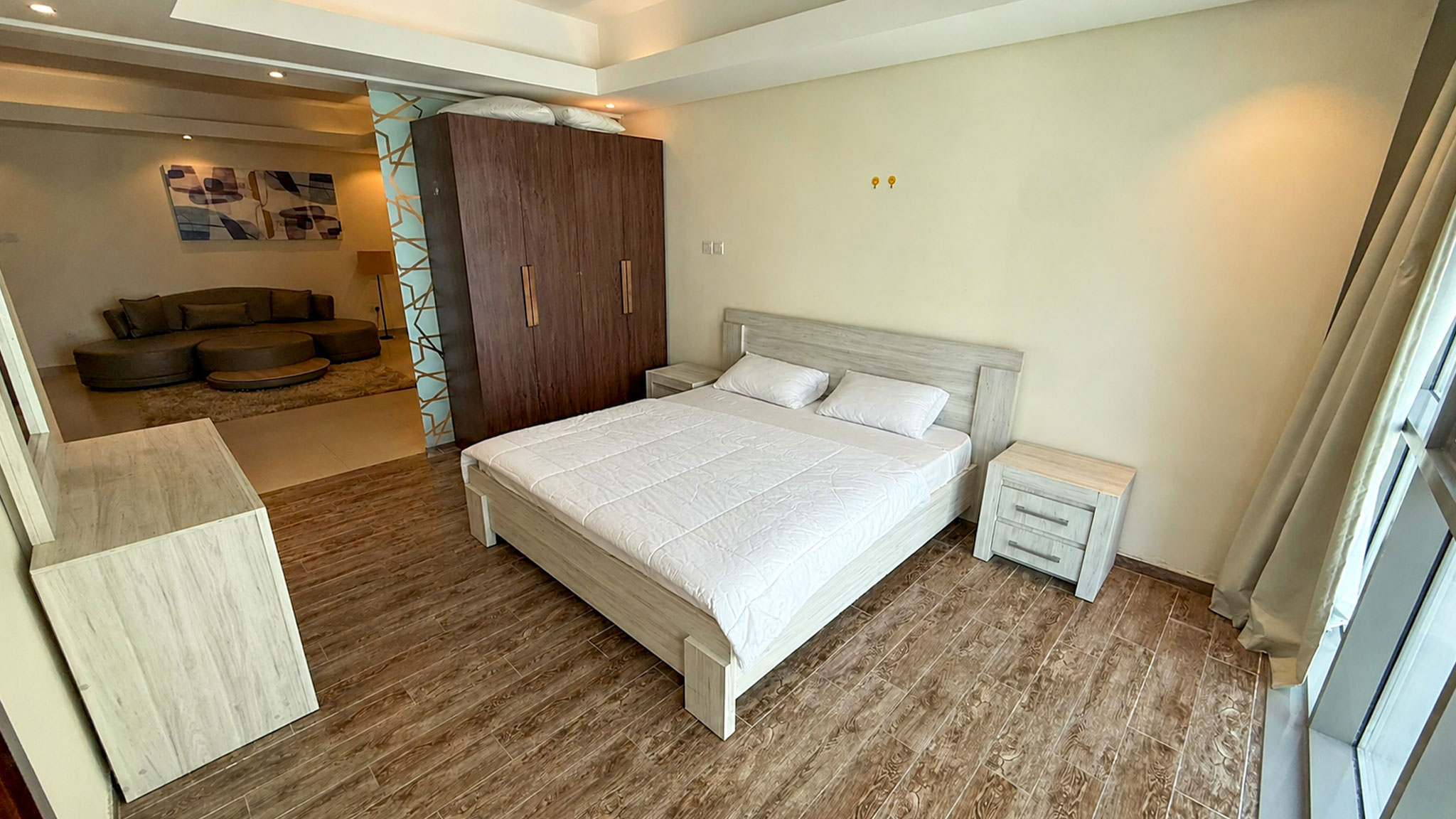 Studio Apartment for Rent | Pool, Gym & Internet