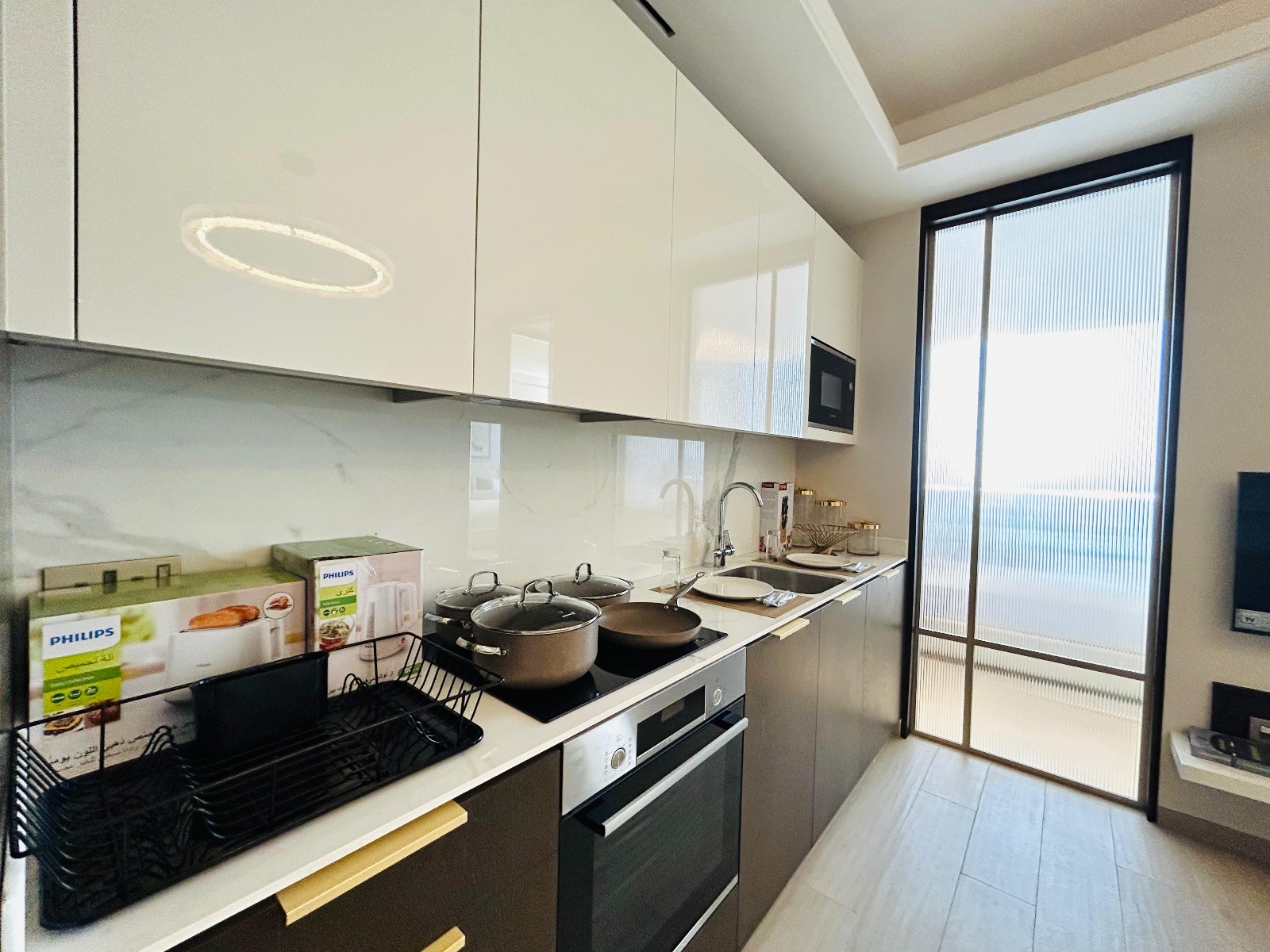 Sea Views Modern Apartment