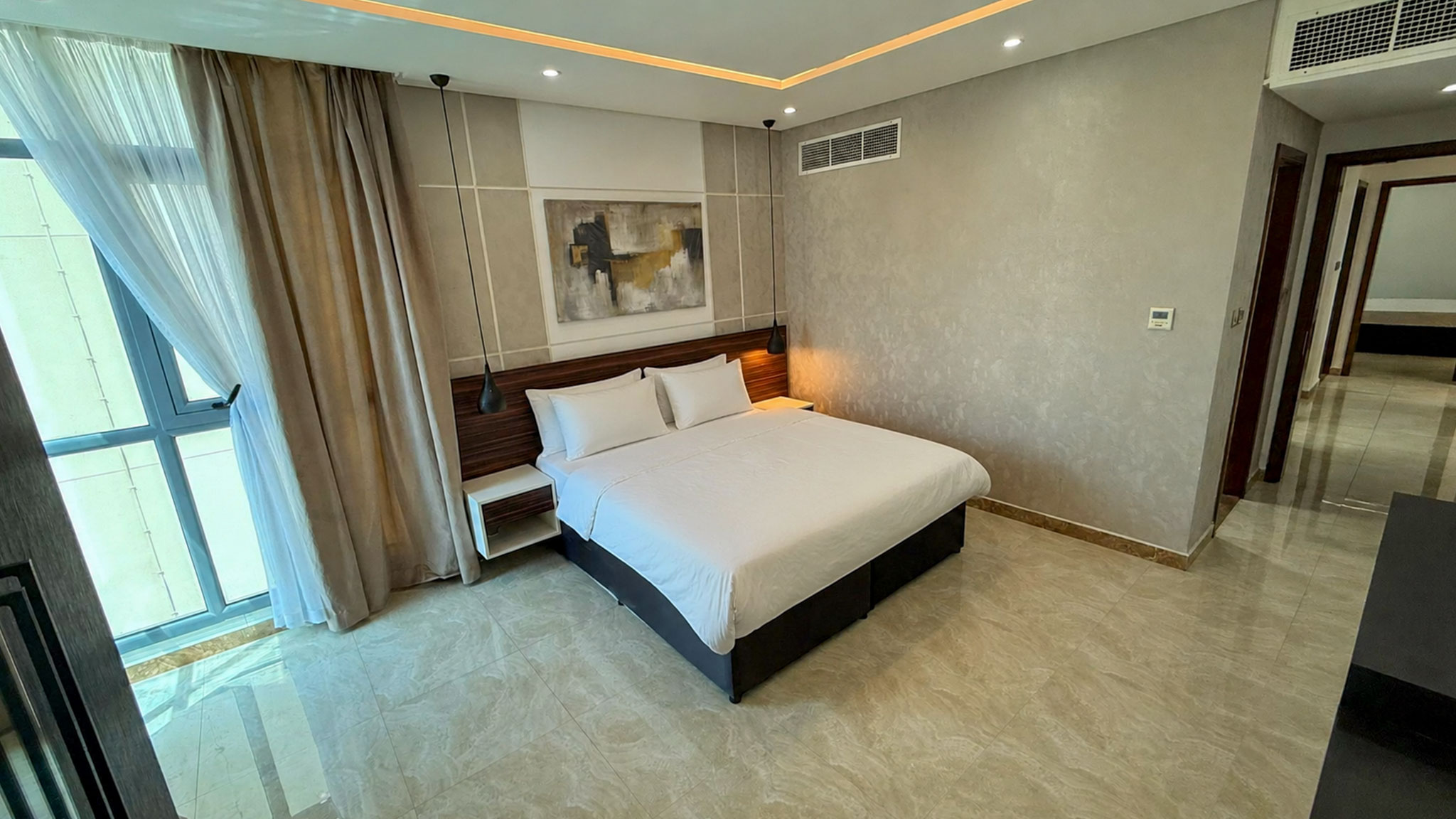 Spacious 2BR | Near RCSI | Balcony | Pool & Gym