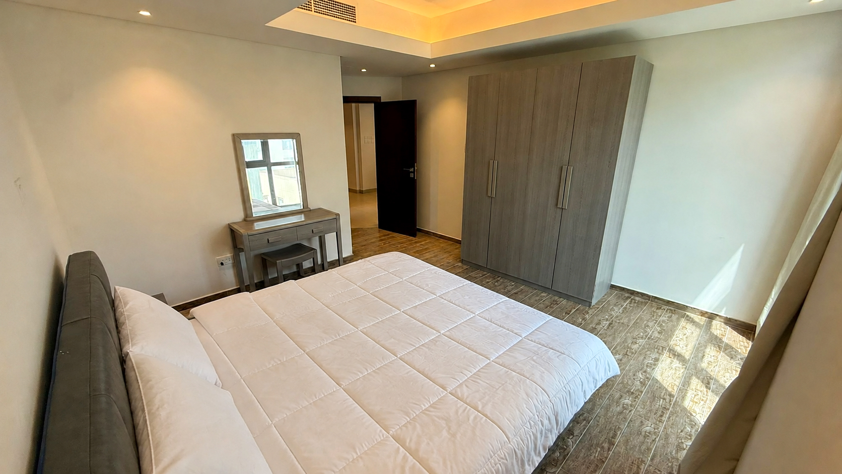 2 Bedroom Apartment | Near RCSI | Pool & Gym