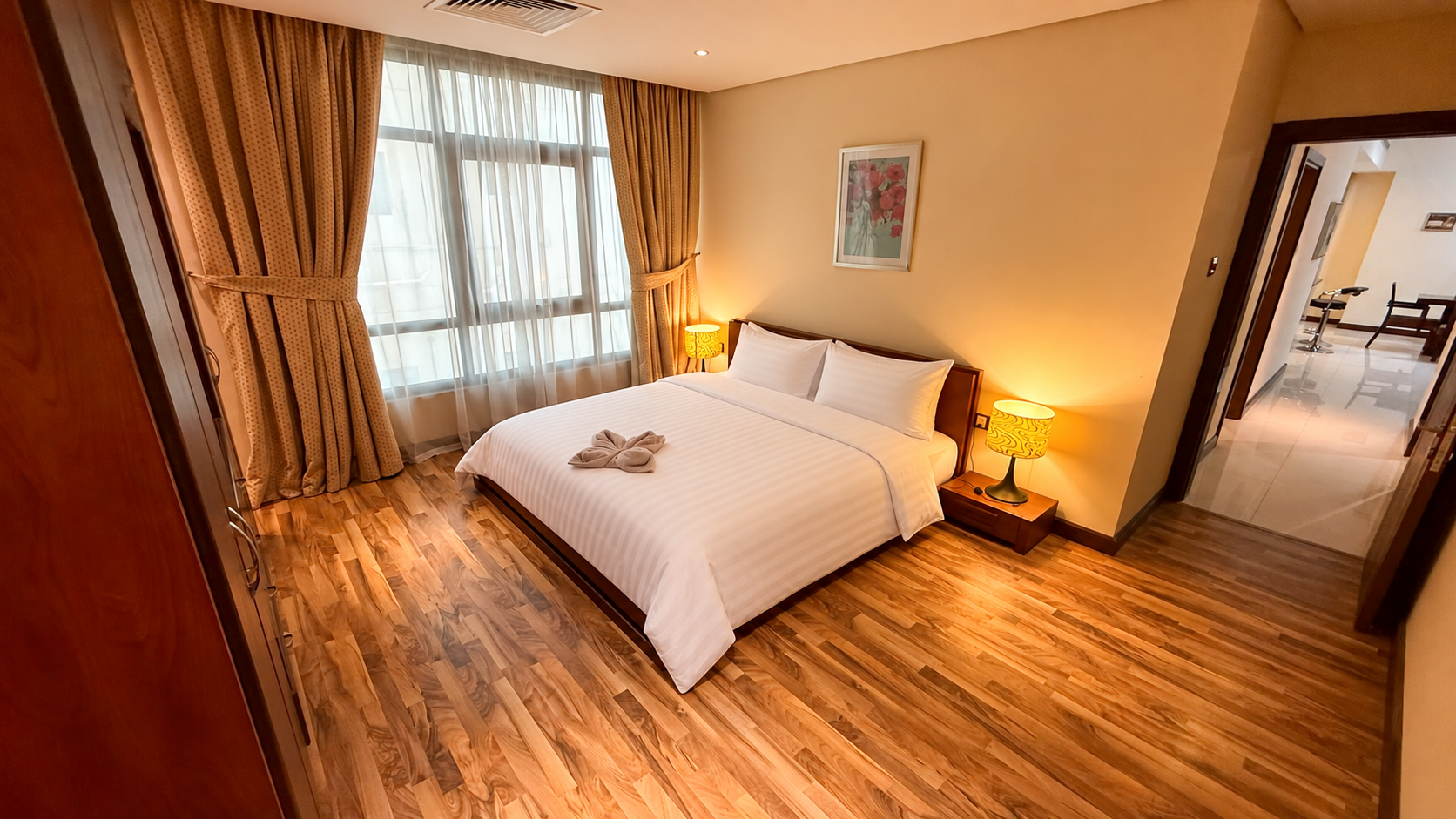2 Bedroom Apartment | Near RCSI | Pool & Jacuzzi