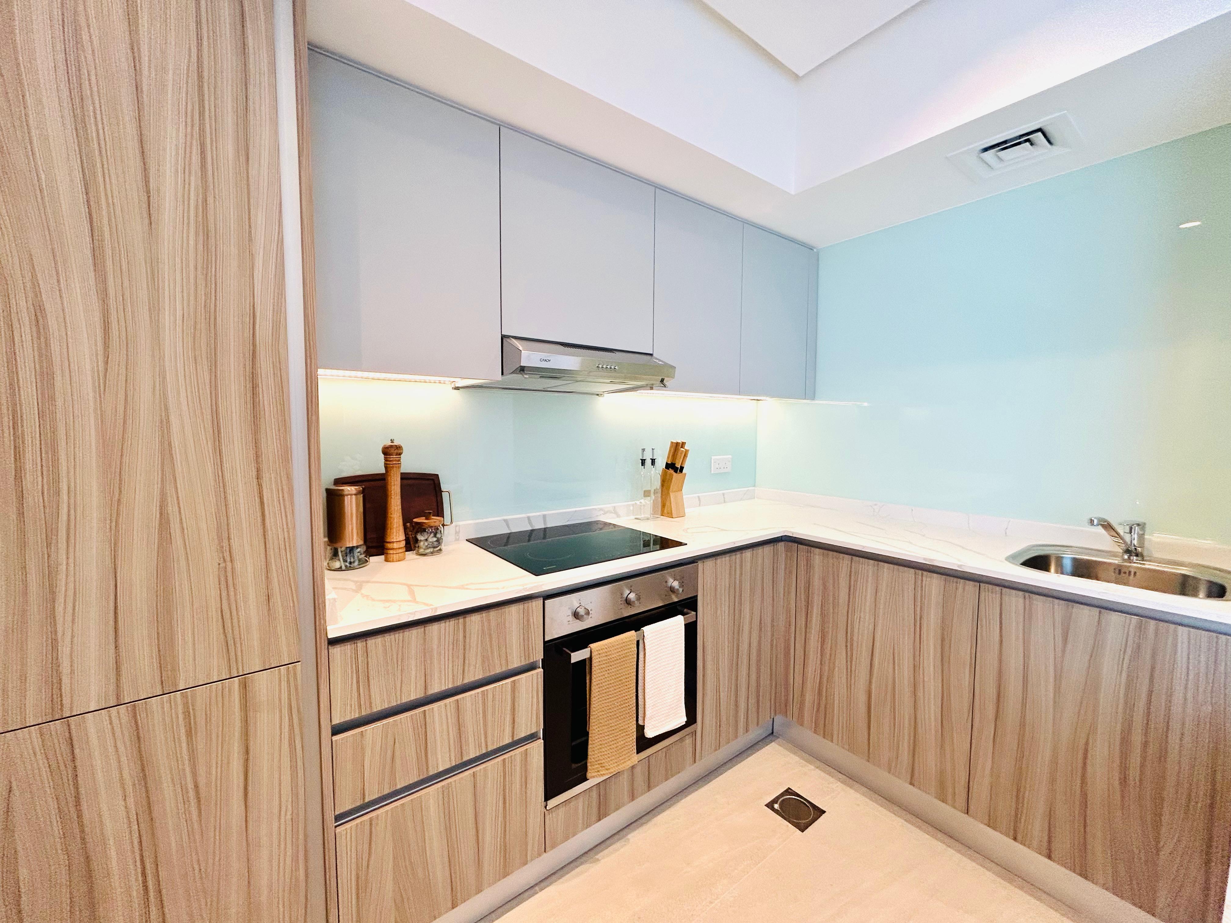 Luxury 1-Bedroom Apartment in Financial Harbor | Sea & City Views | EWA Included