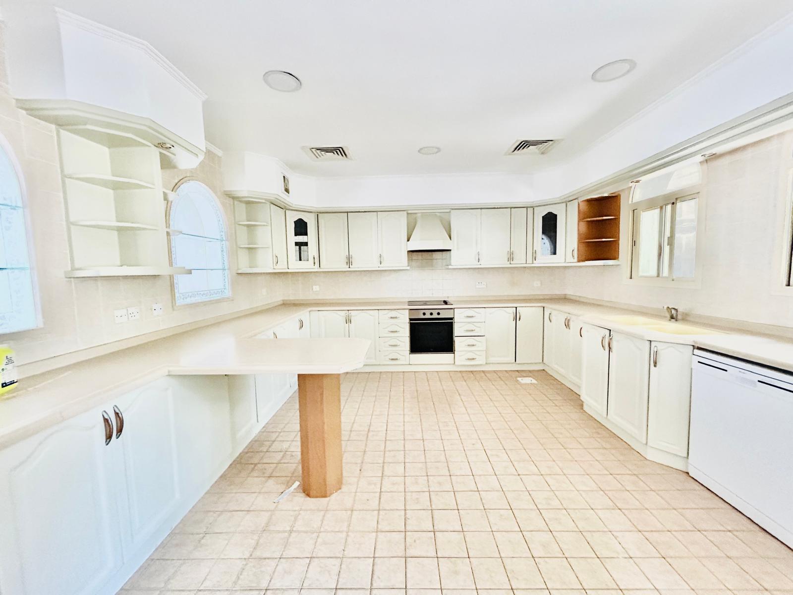HOT DEAL | PRIVATE POOL | BIG GARDEN |