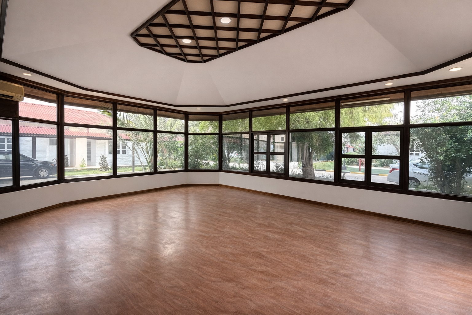 Spacious 5 Bedroom Villa | Garden | Private Compound Living