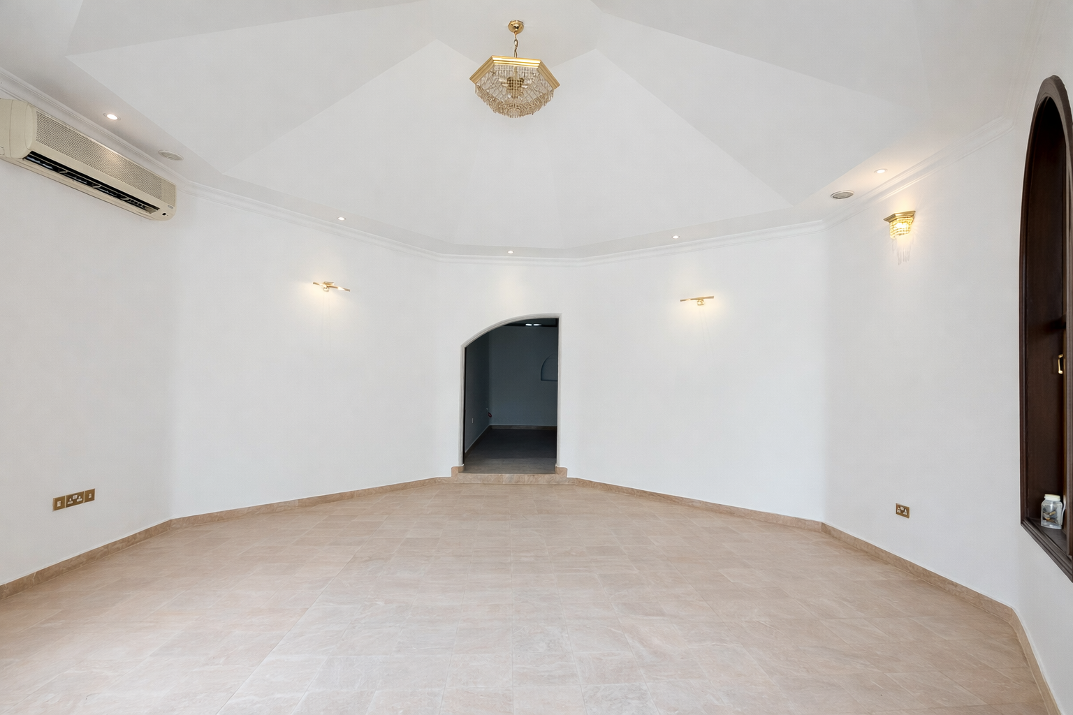Spacious 5 Bedroom Villa | Garden | Private Compound Living
