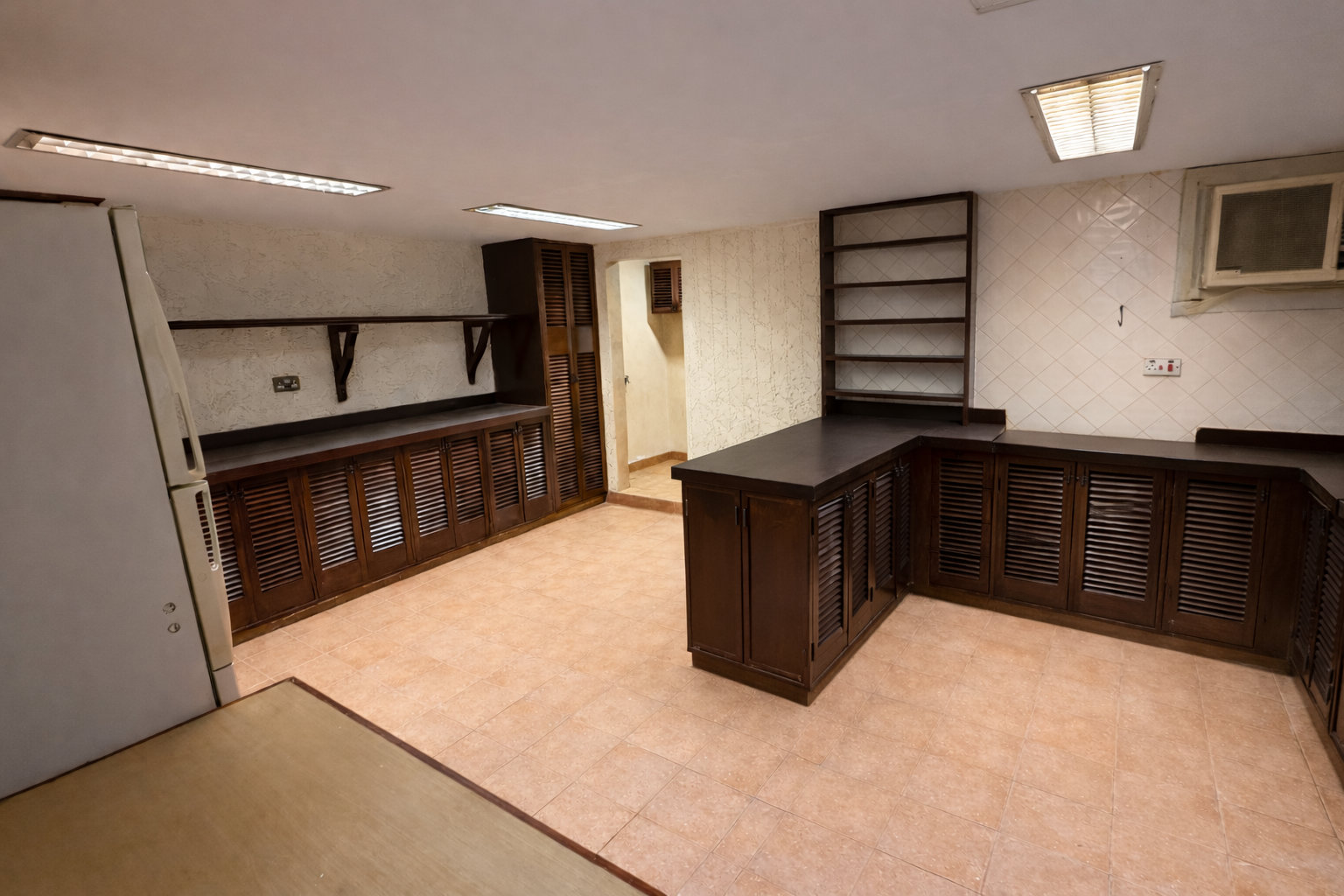 Spacious 5 Bedroom Villa | Garden | Private Compound Living