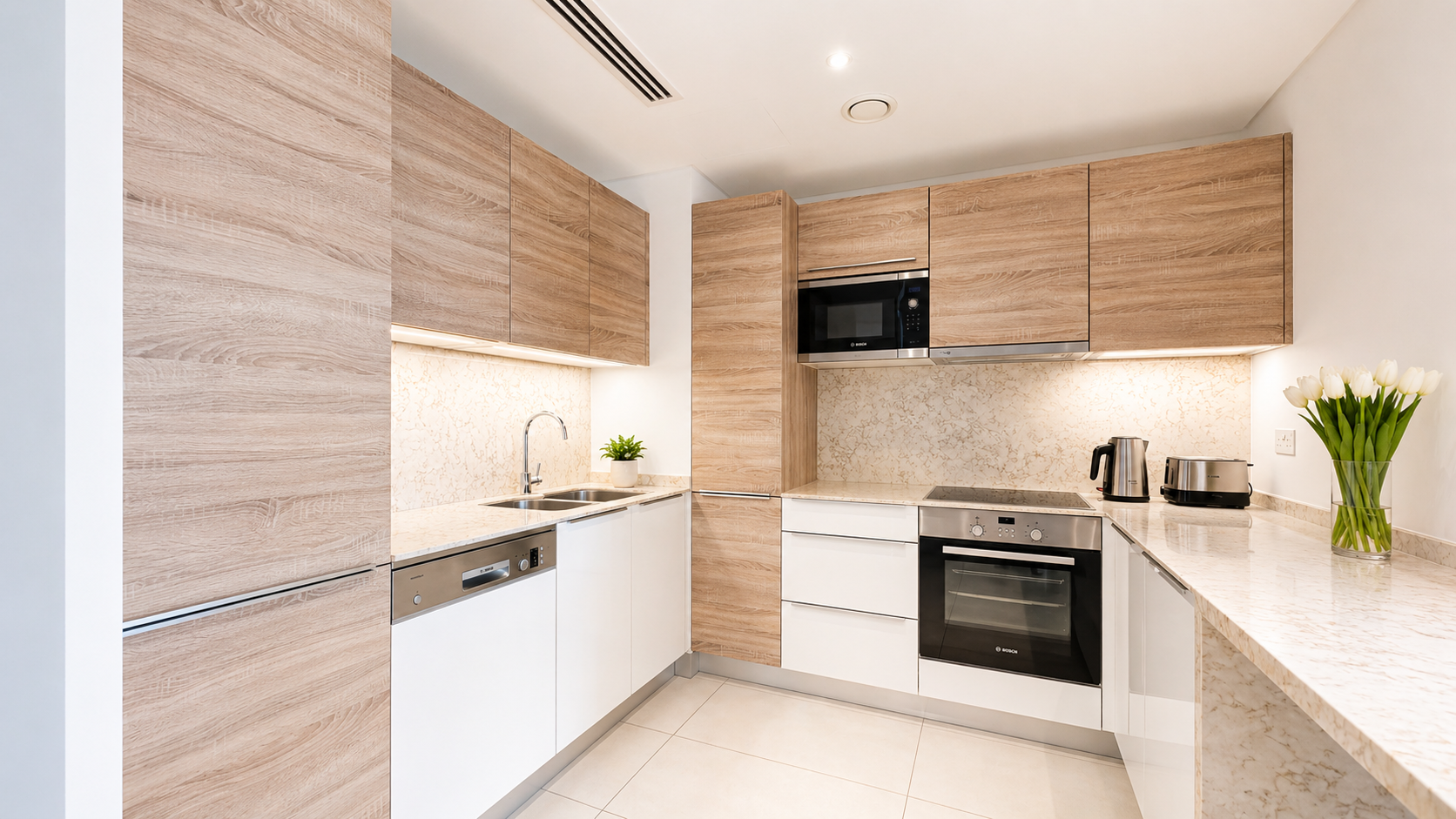 Modern 1BR for Rent with Large Terrace in Amwaj