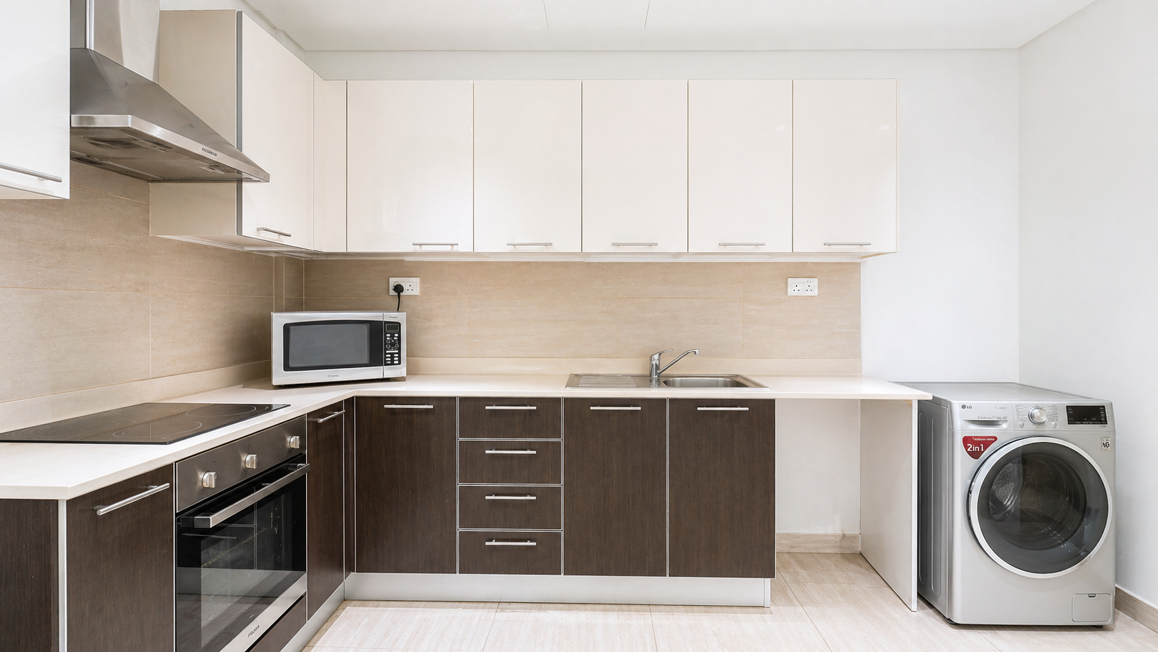 Modern 3BR Apartment with Balcony and Free WiFi