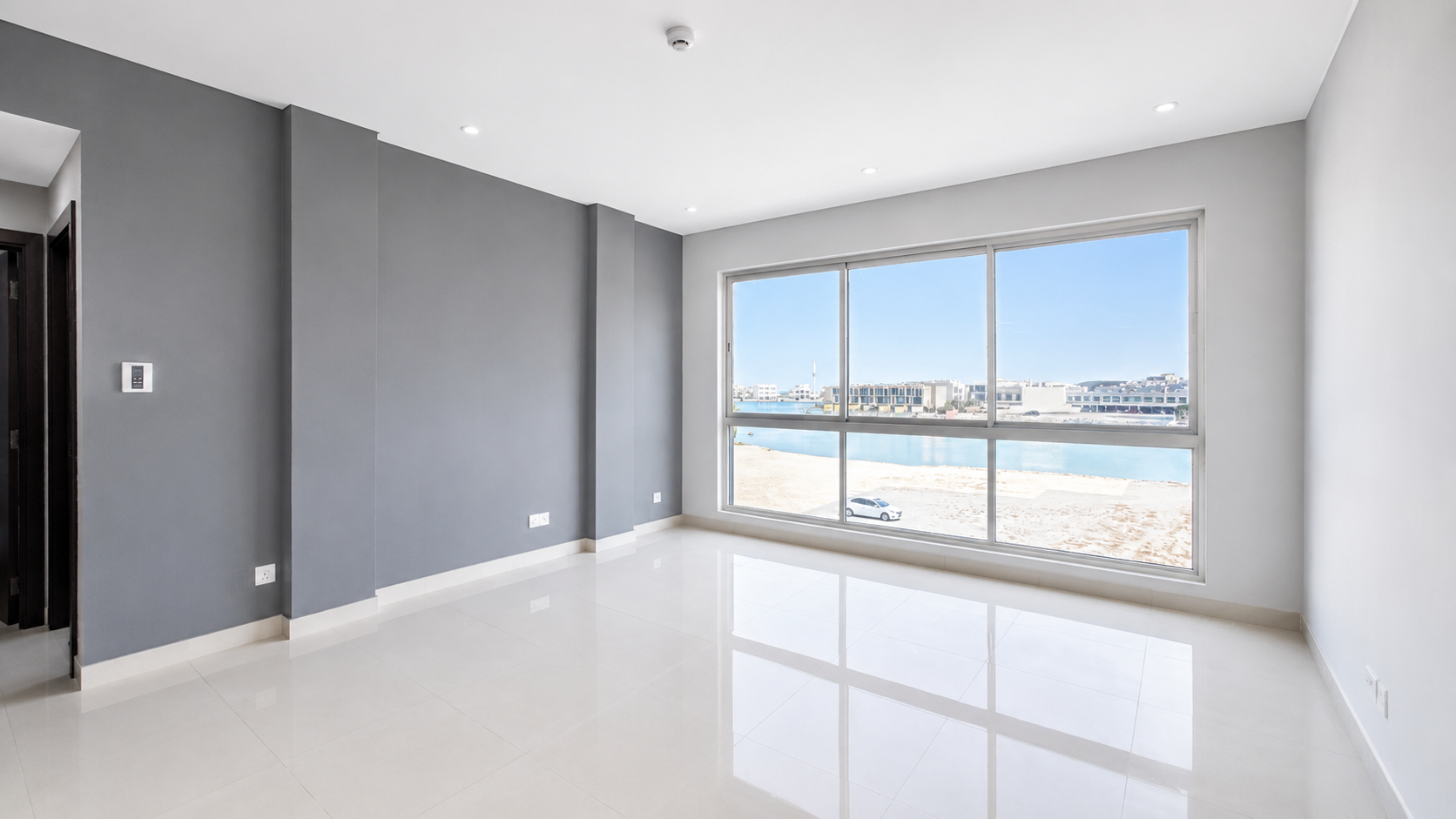 GREAT DEAL | RENOVATED 2BR | BALCONY | SEA VIEW
