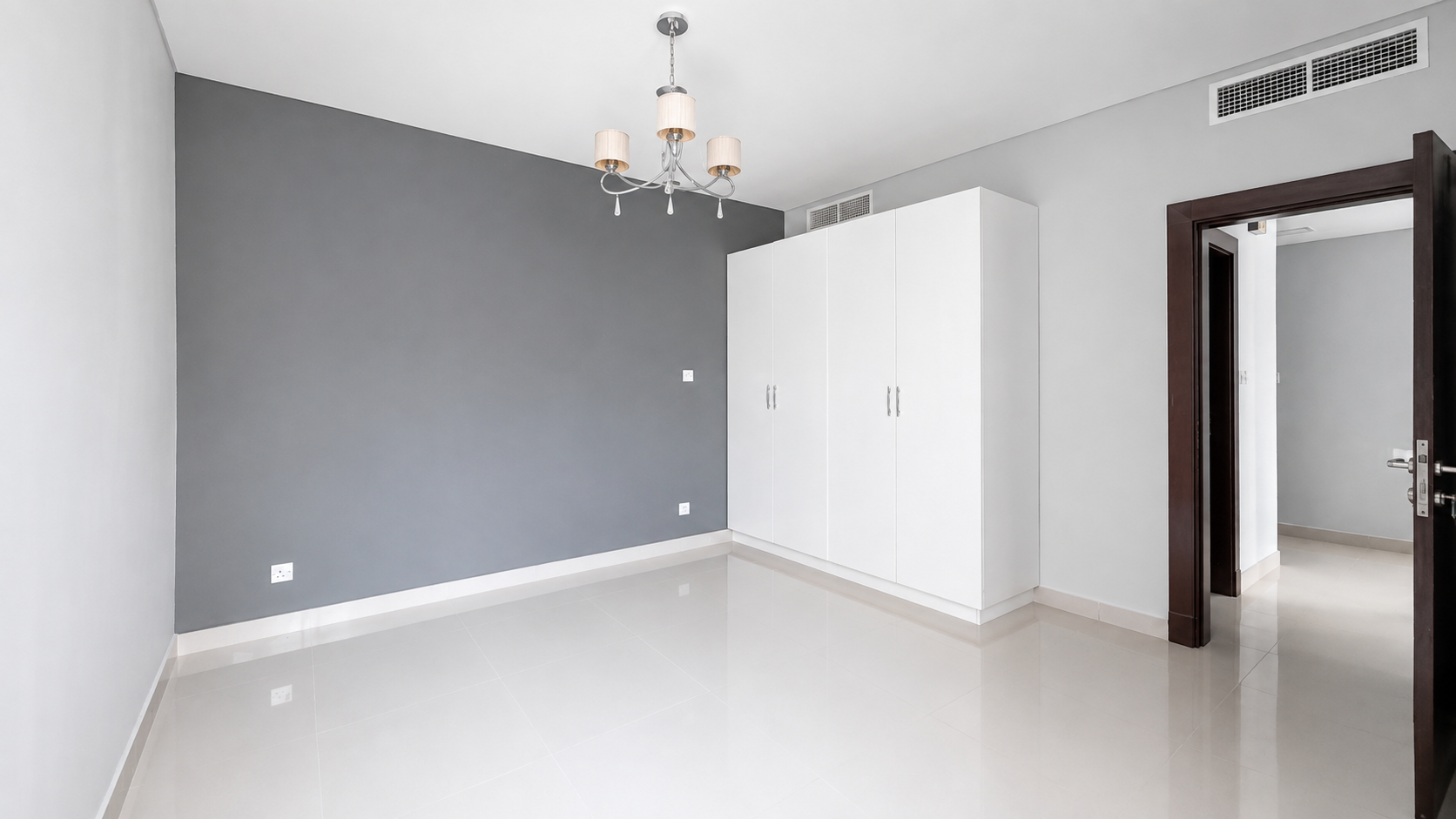 2BR | OPEN KITCHEN | RENOVATED | GREAT VALUE