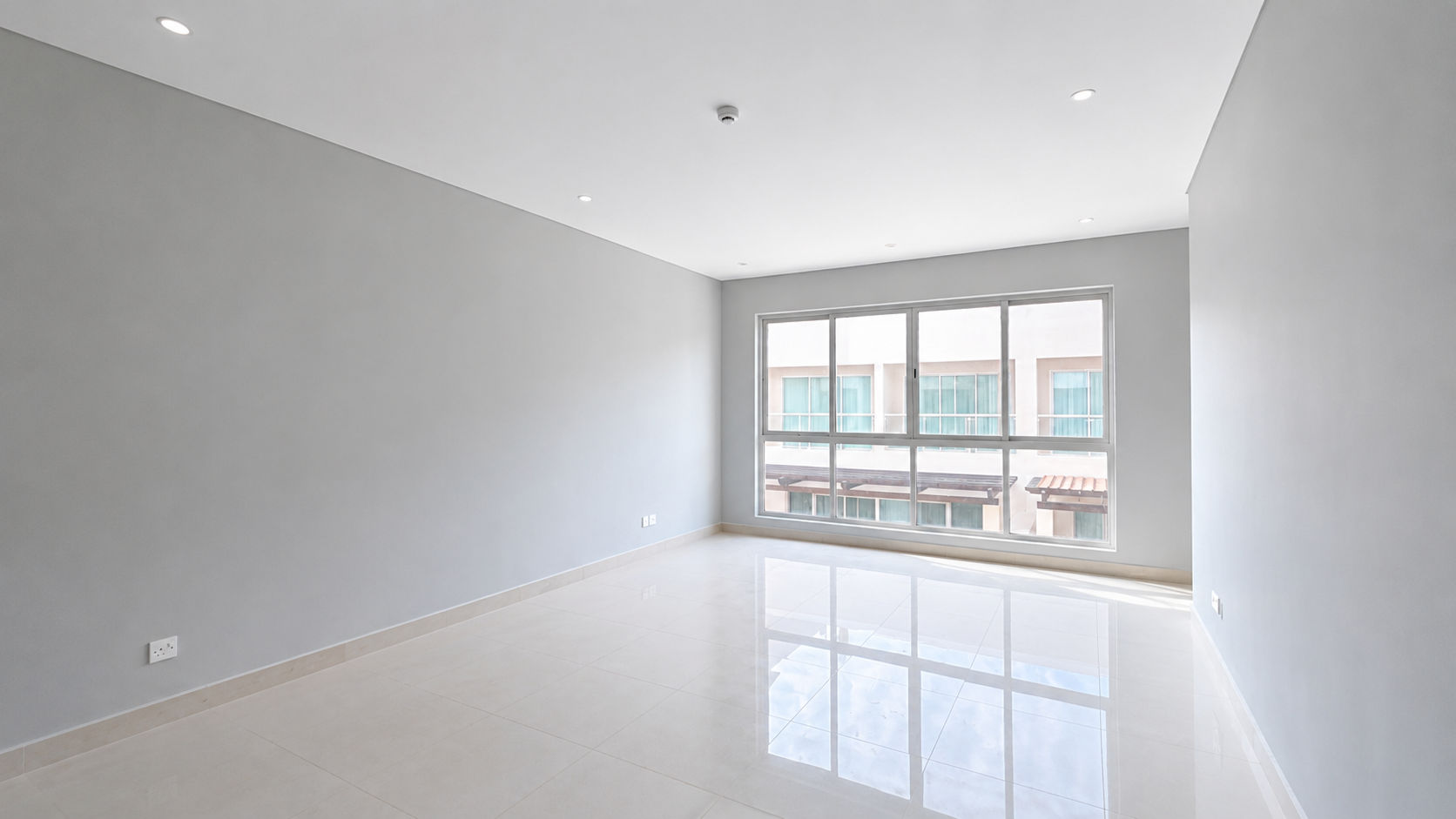 2BR | OPEN KITCHEN | RENOVATED | GREAT VALUE