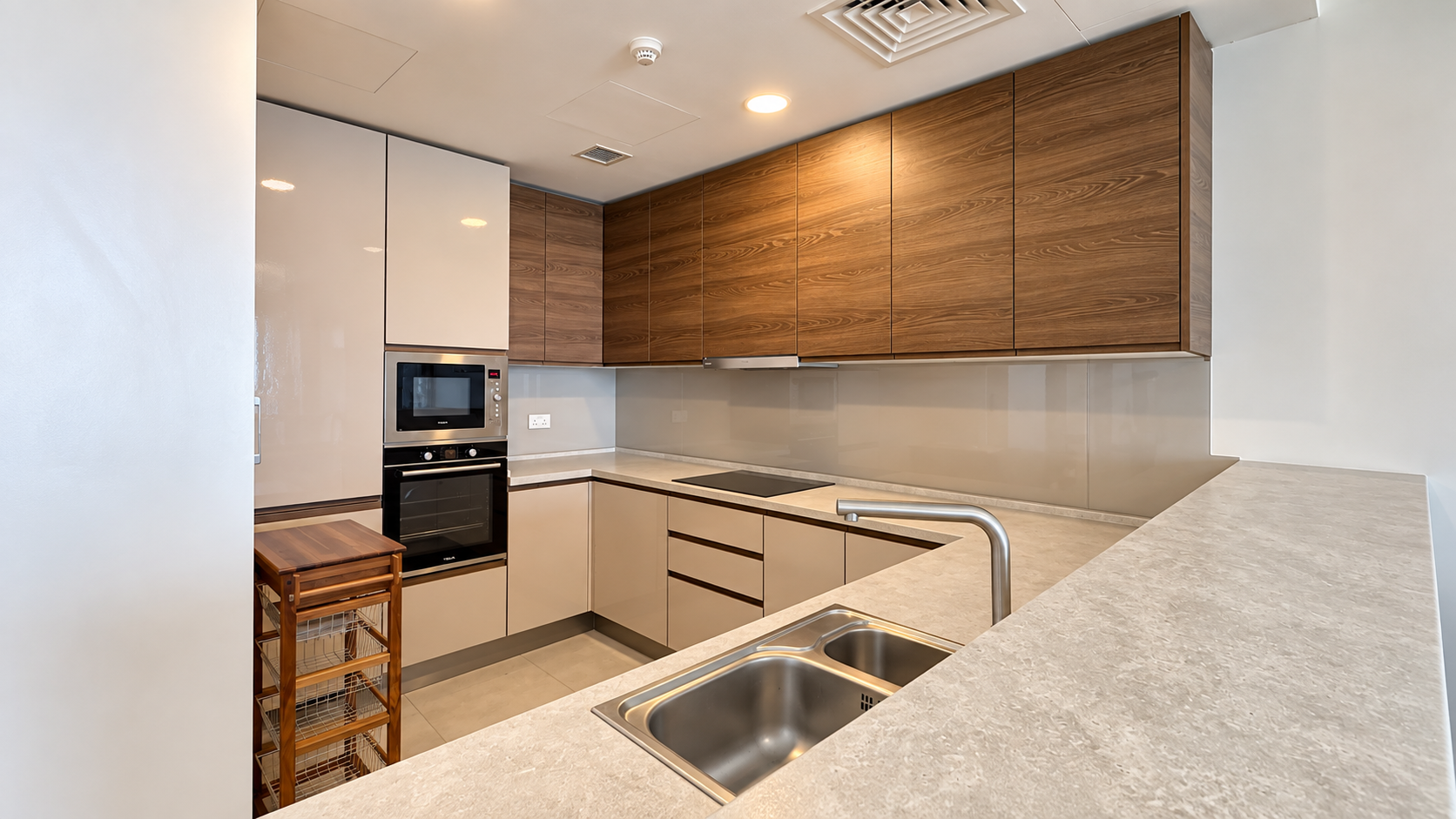 PREMIUM 2BR | FULL SEA VIEW | READY TO MOVE