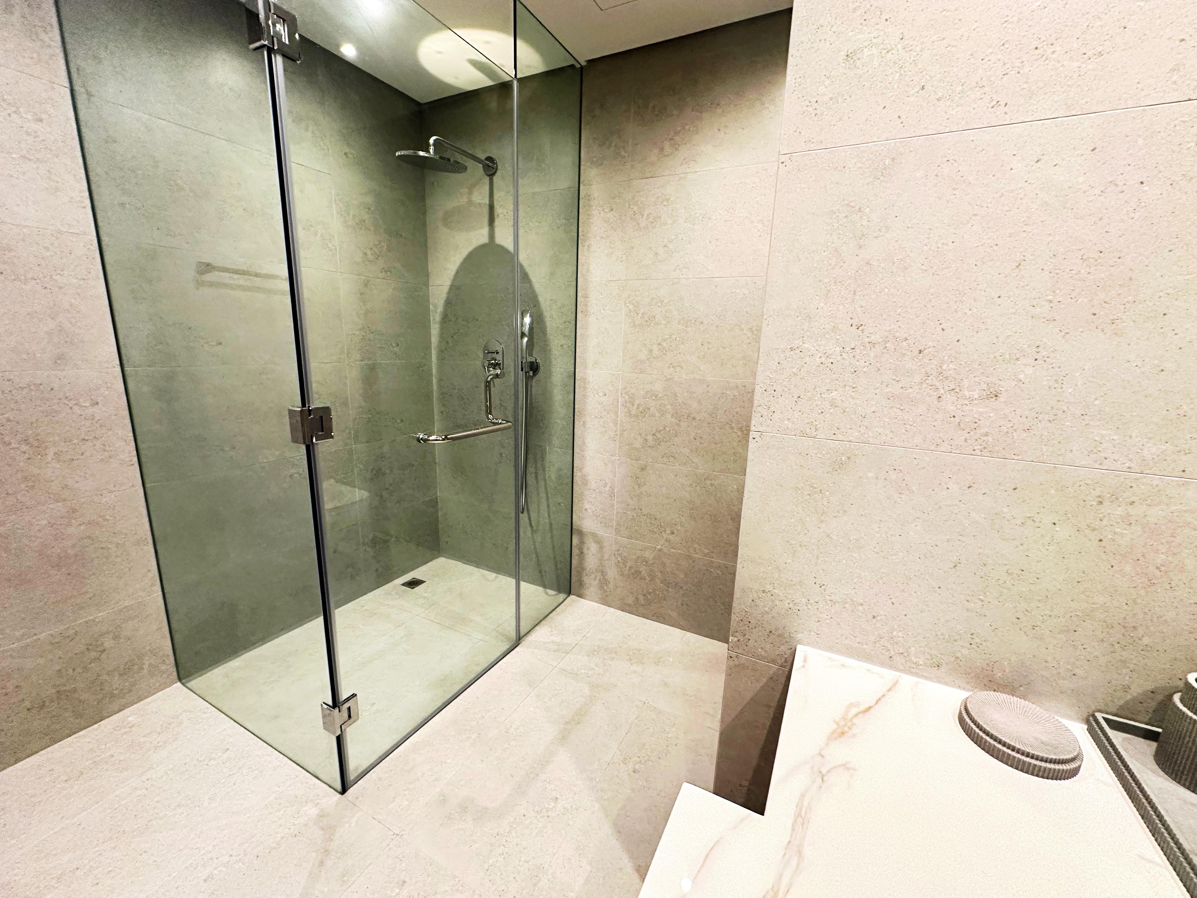 Spacious | Luxury | Prime location