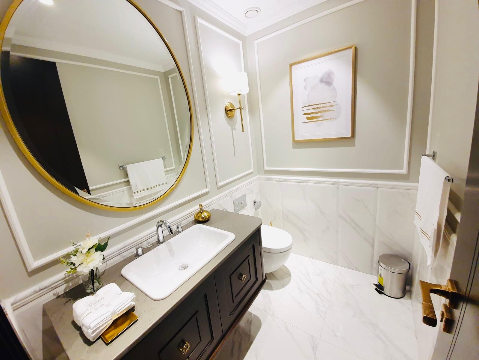 Luxury One bedroom including Housekeeping