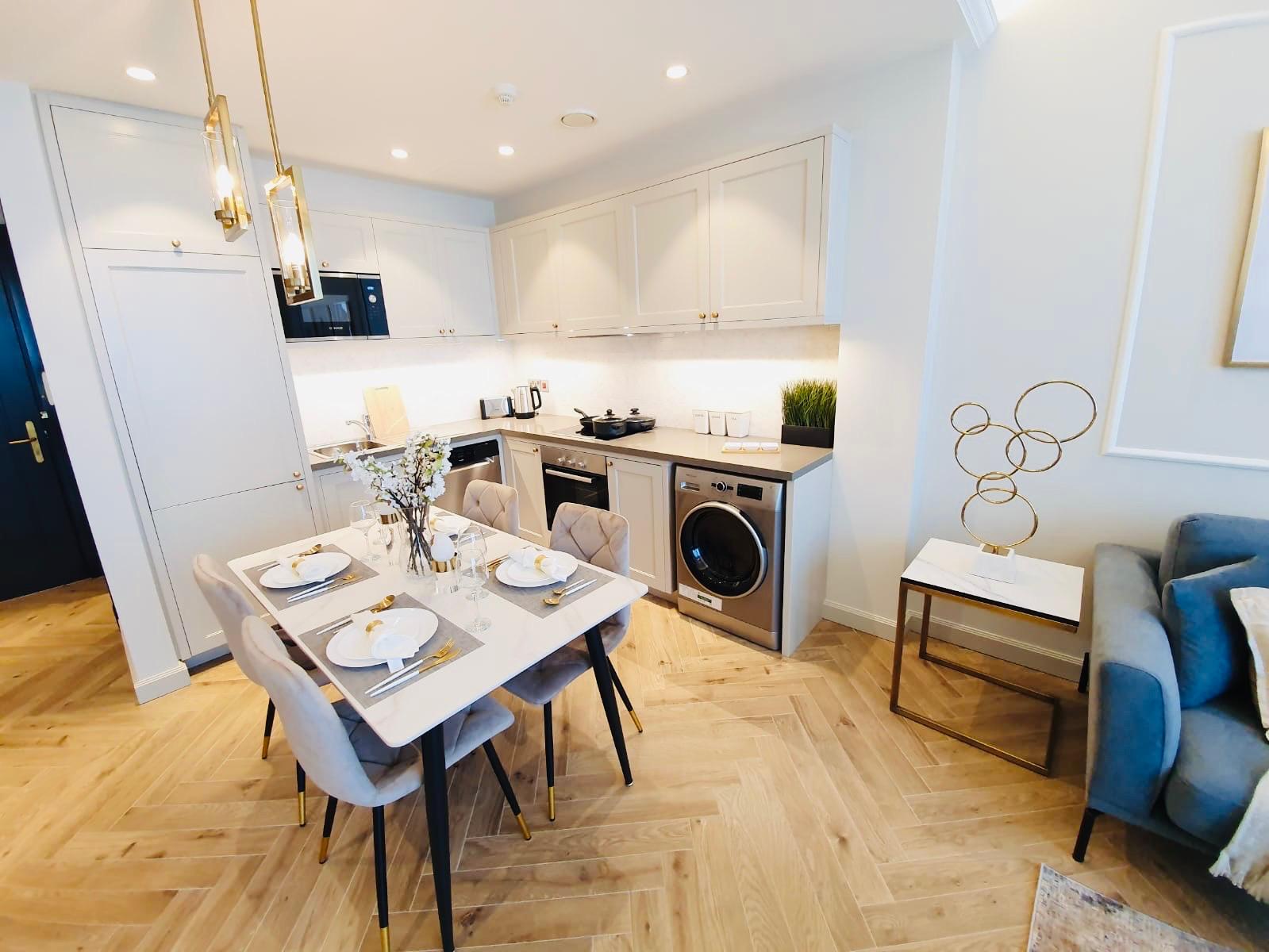 Luxury One bedroom including Housekeeping