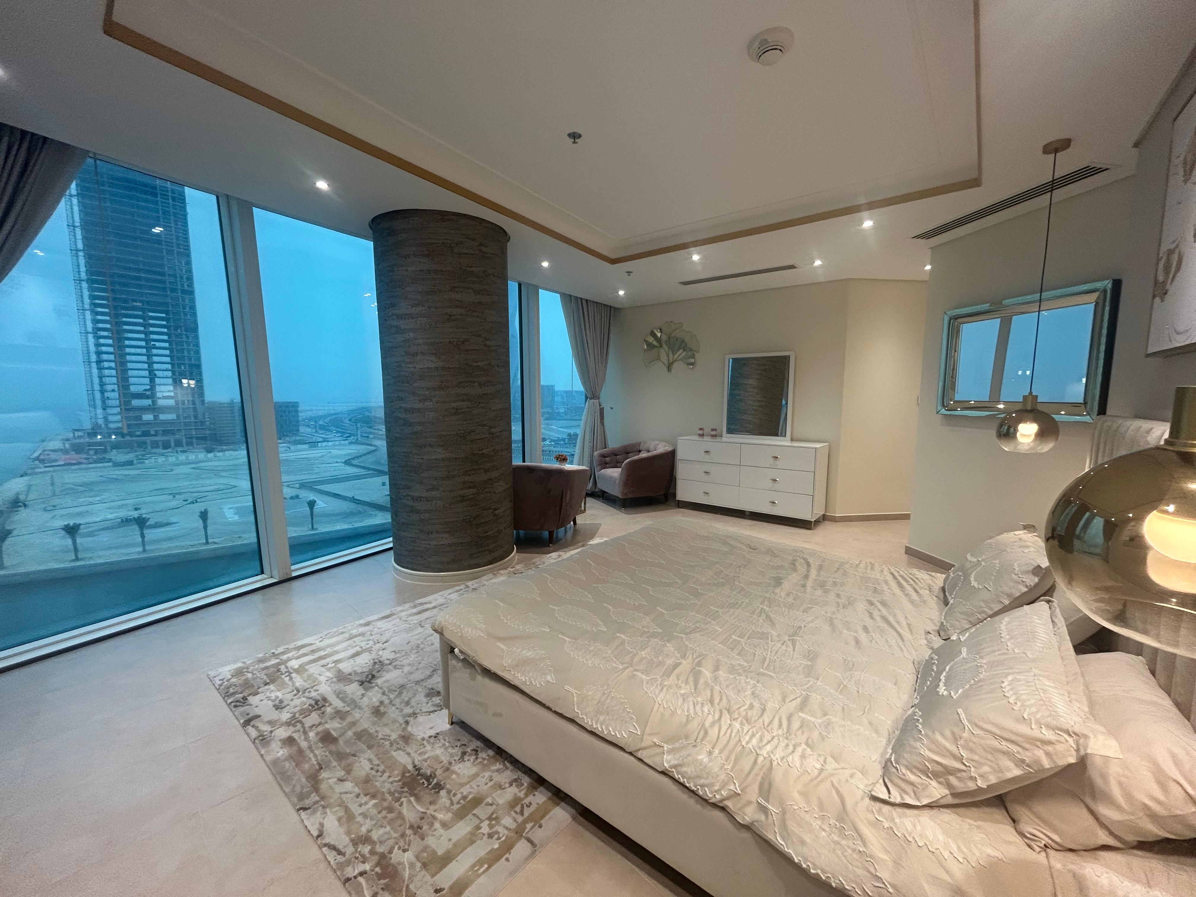 Sea View | Luxury Furnishing | Closed Kitchen.