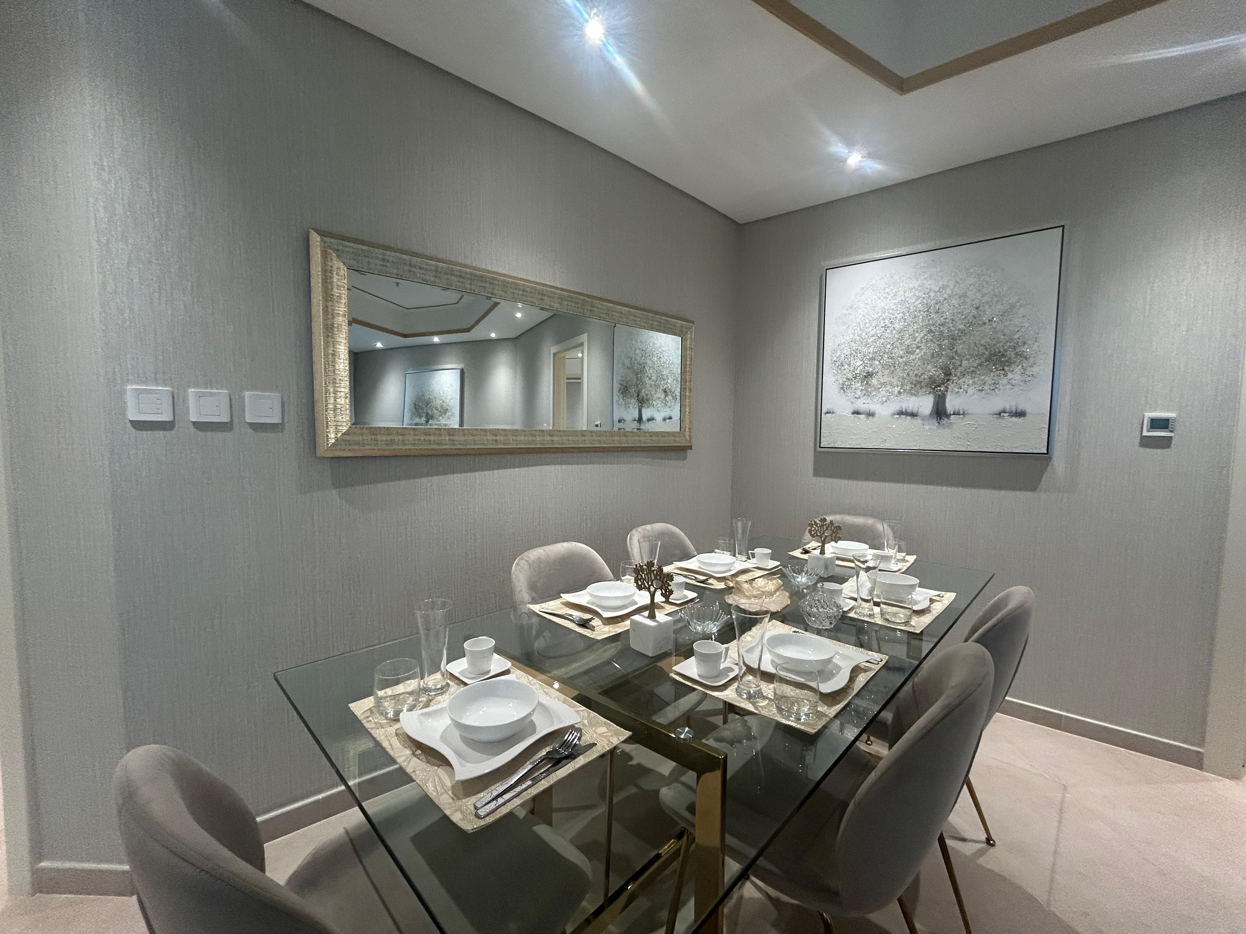 Sea View | Luxury Furnishing | Closed Kitchen.