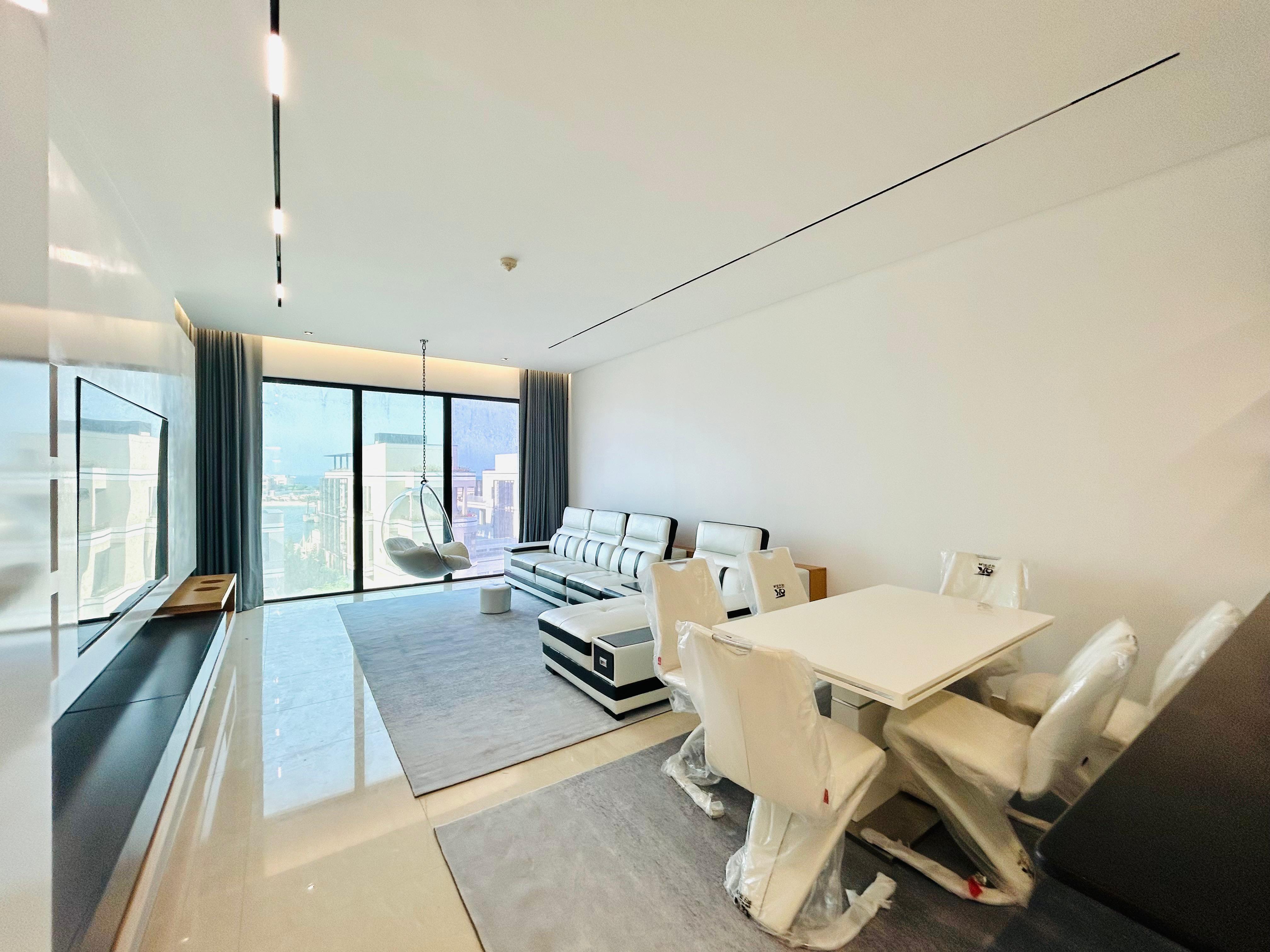 Brand new Two bedrooms in Reef Island