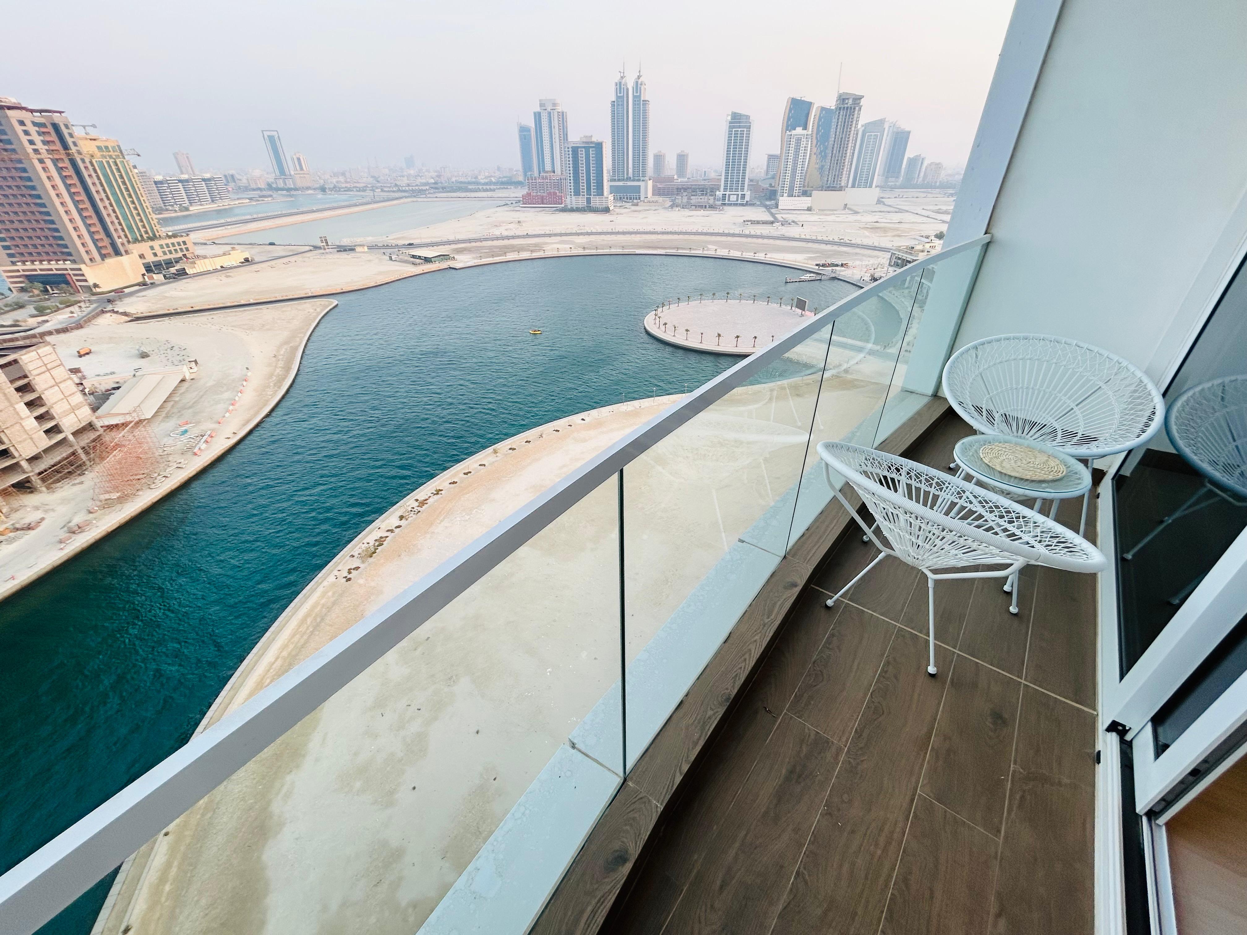  Brand new sea view Studio