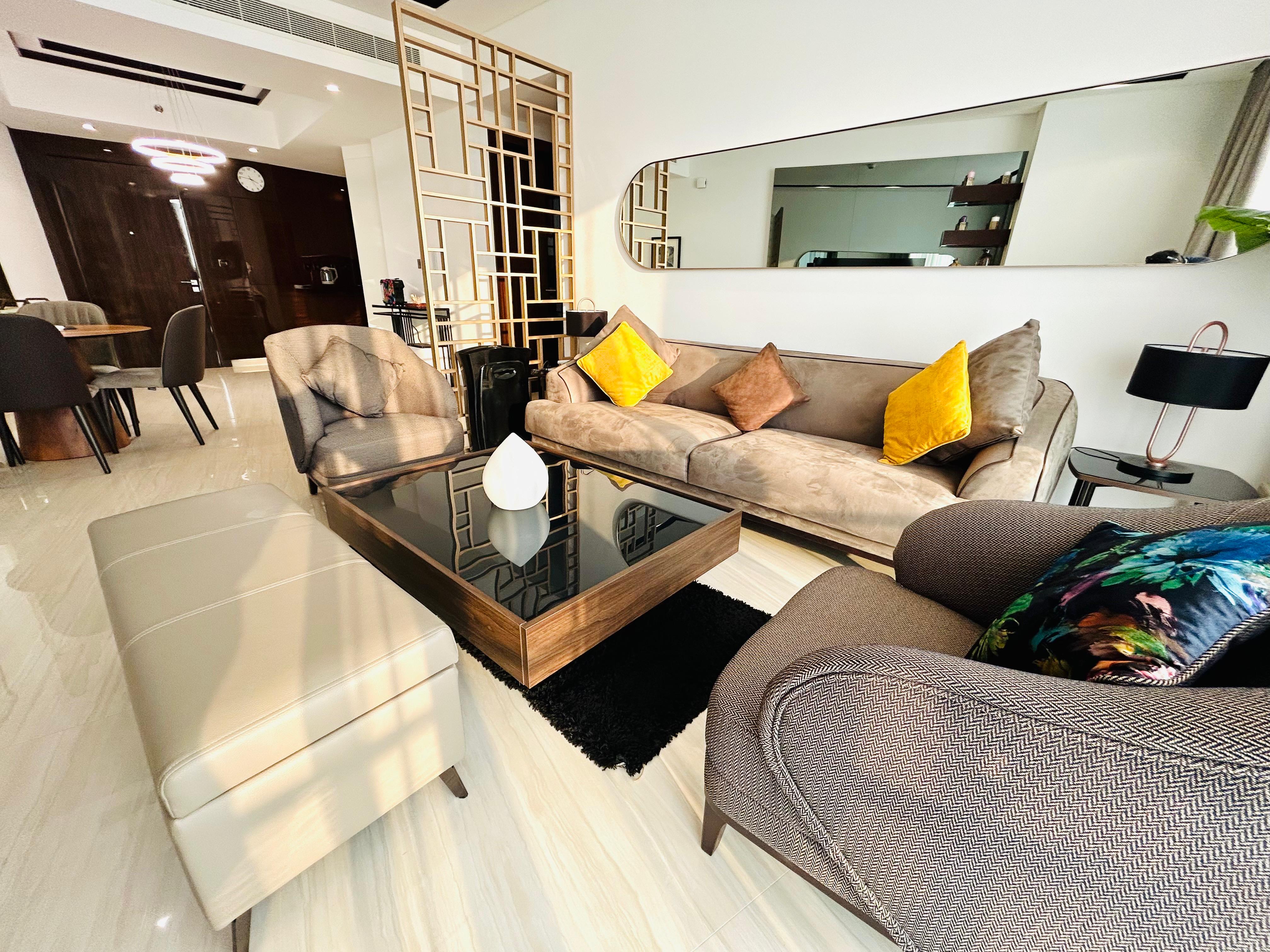 Spacious one bedroom apartment with sea view