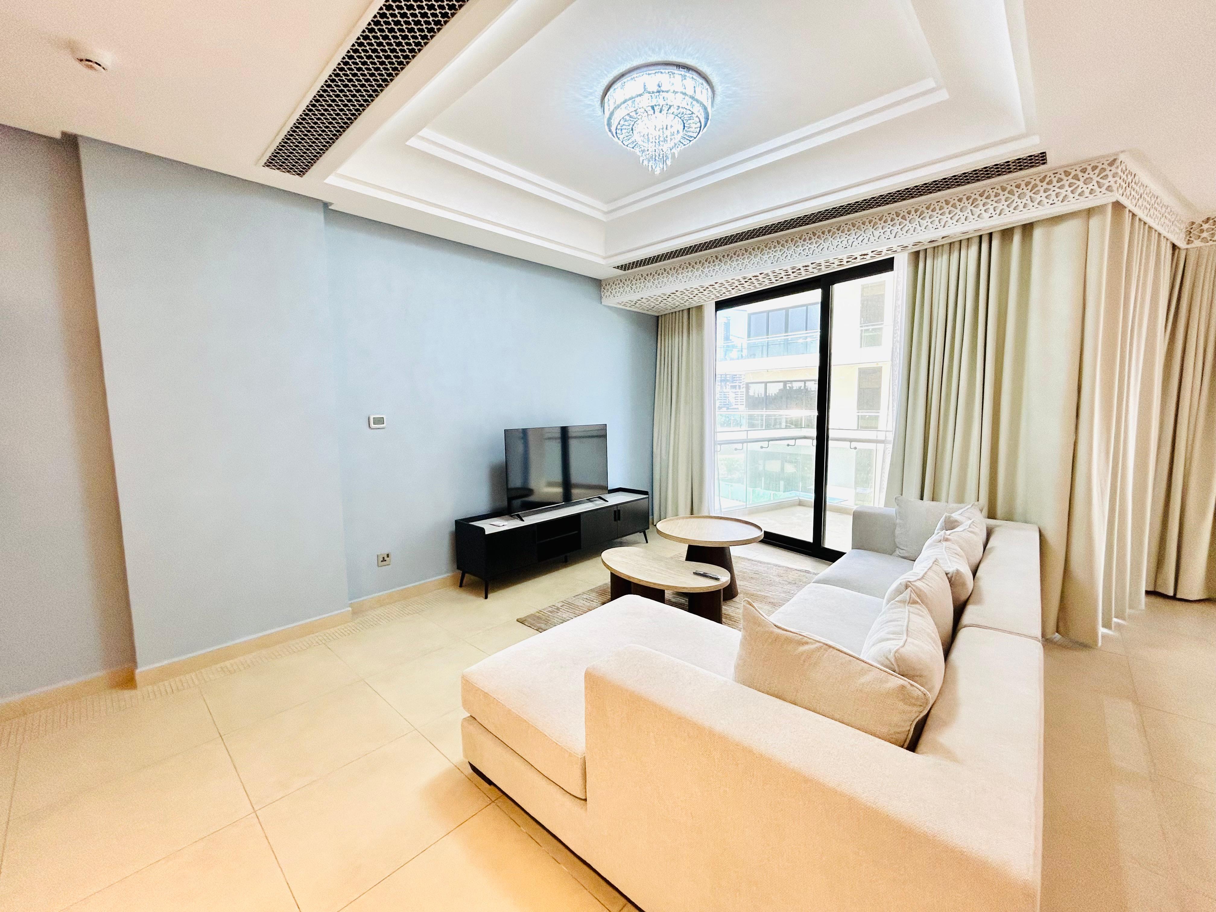 Large and modern Fully furnished apartment in Reef-Island