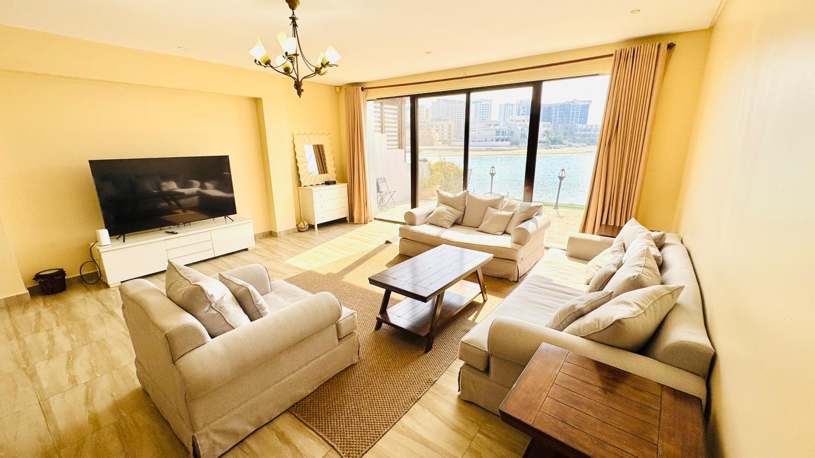 3 bedrooms Villa with Private Beach 