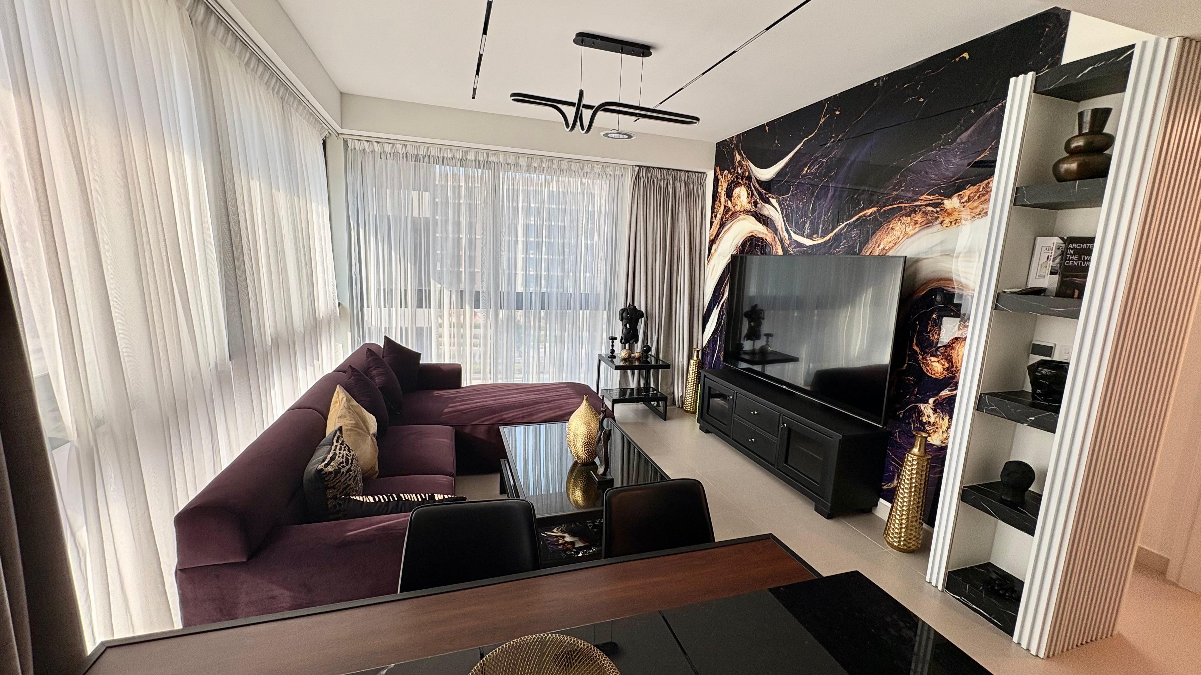 2 BR luxury Apartment in Marassi 