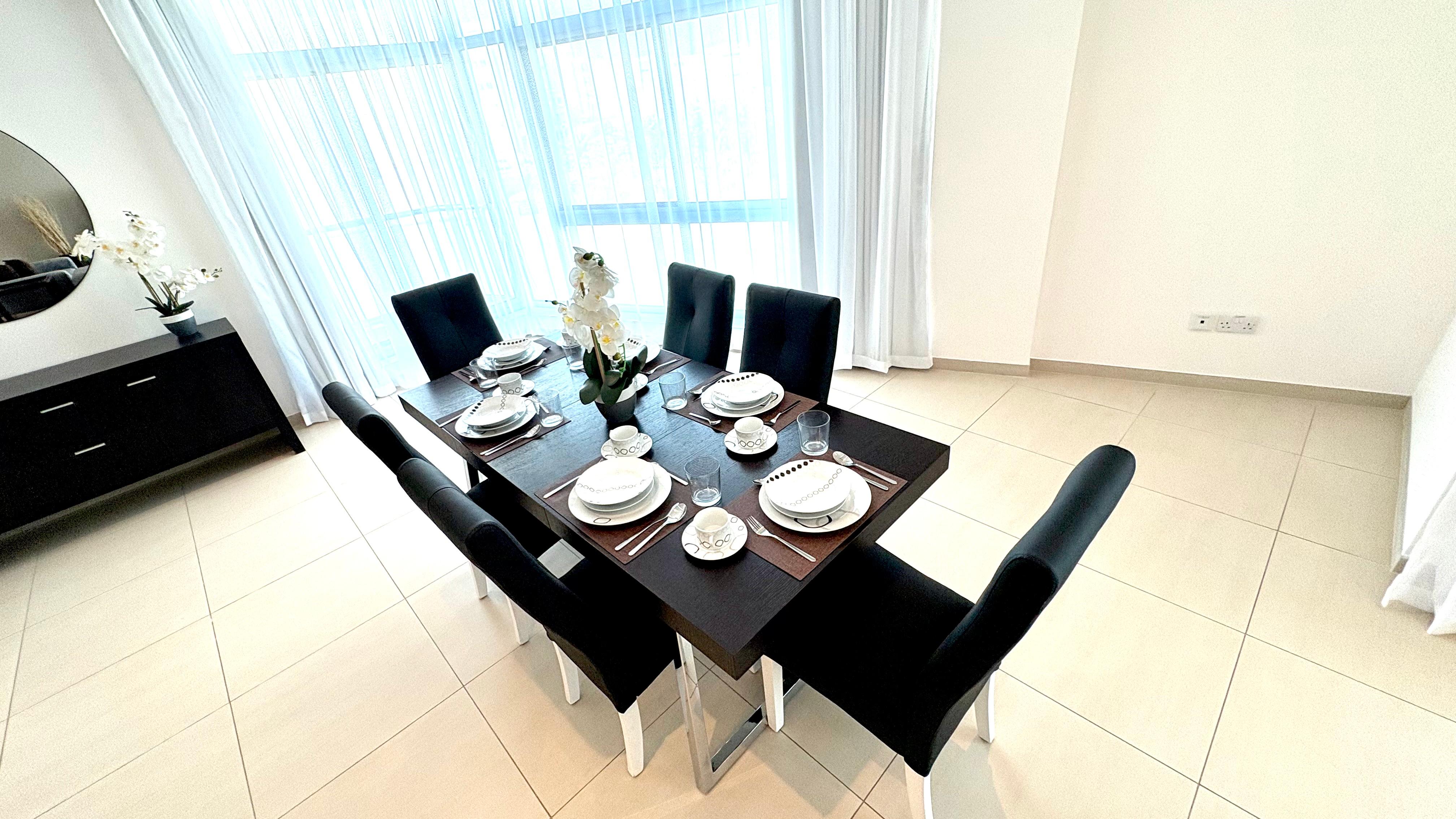 Spacious 2BR Apartment with Balcony