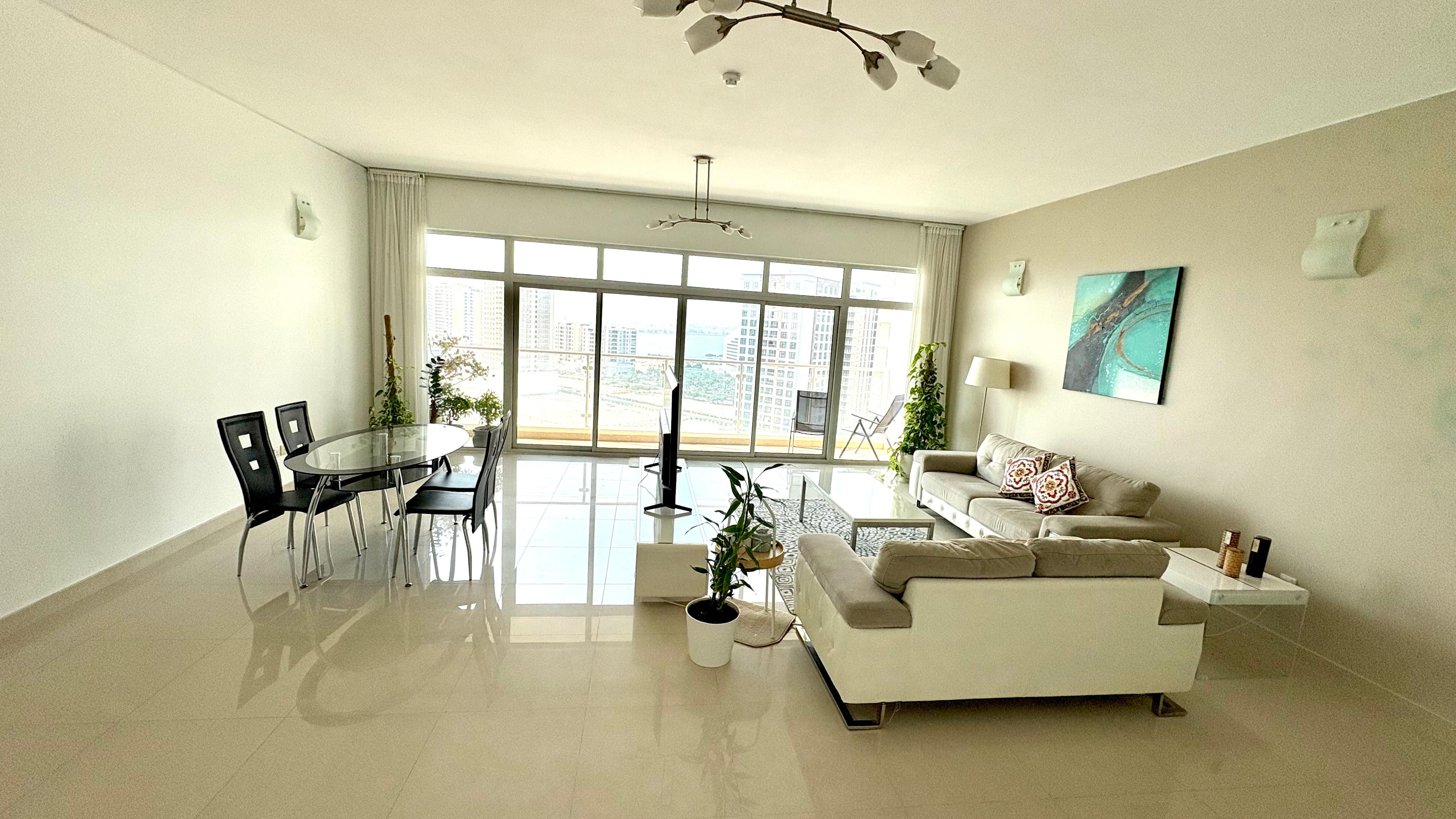 Modern 2BR Apartment | Pool, Gym & Covered Parking